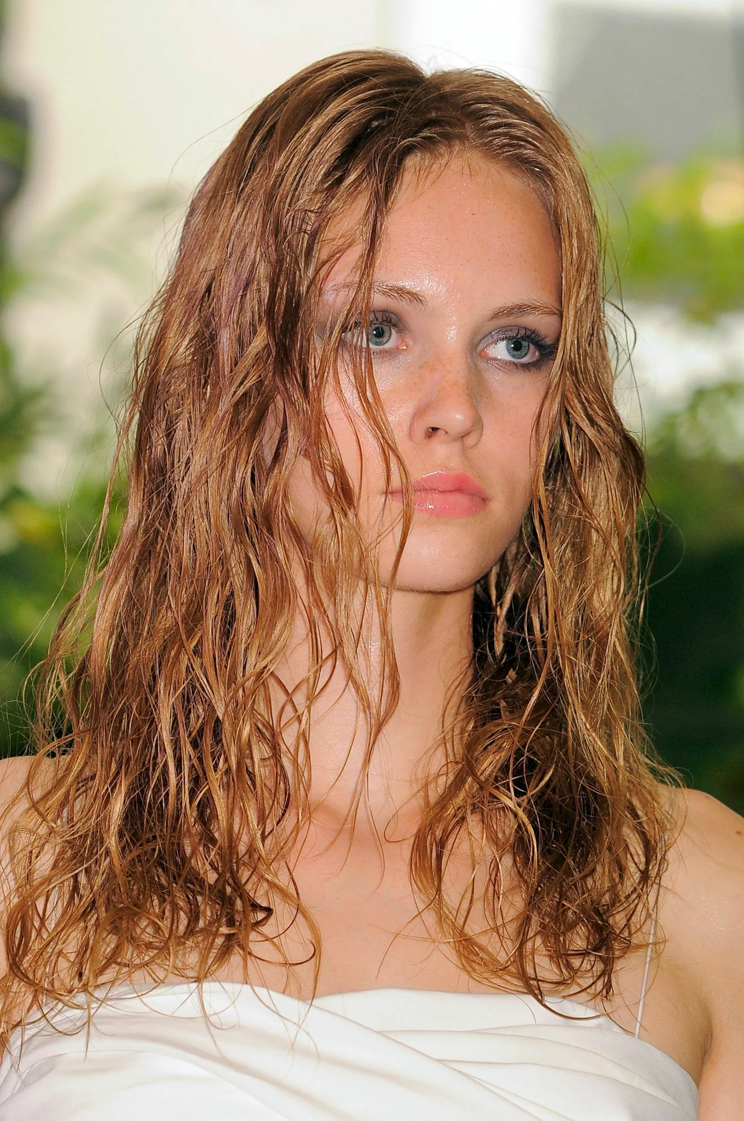 Эффект мокрых волос