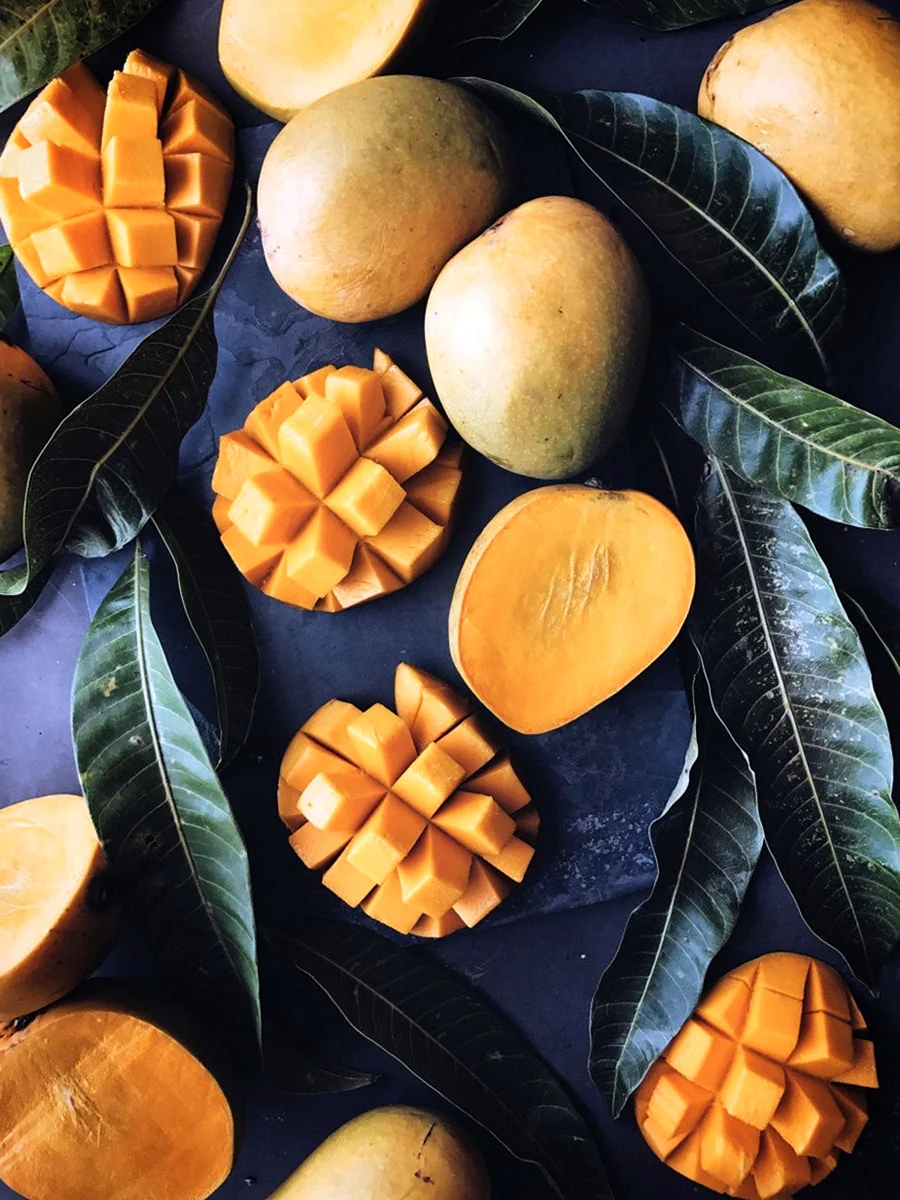 Экзотические фрукты манго