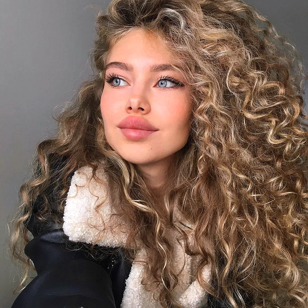 Елена Бенделиани