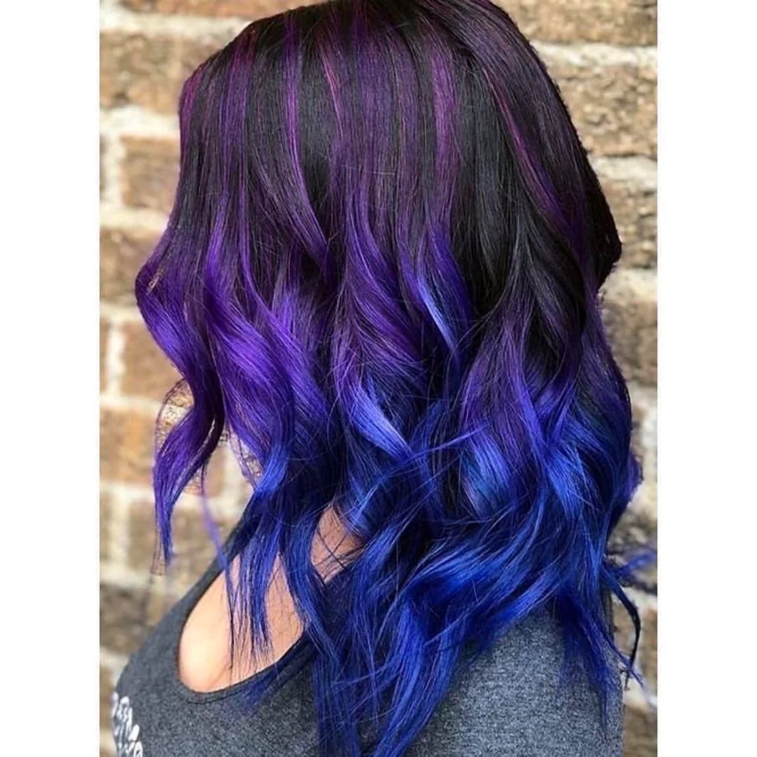Фиолетово голубые волосы