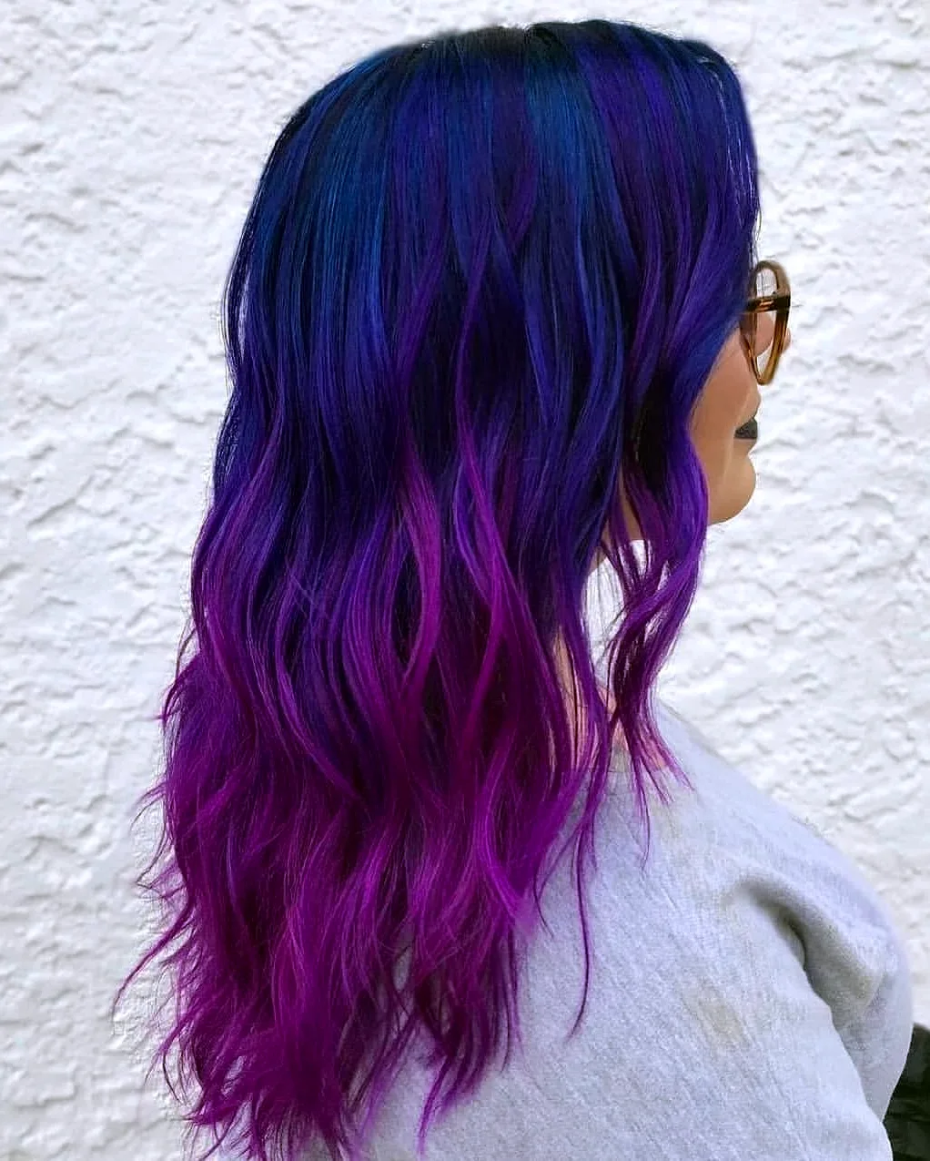 Фиолетовые волосы 2021
