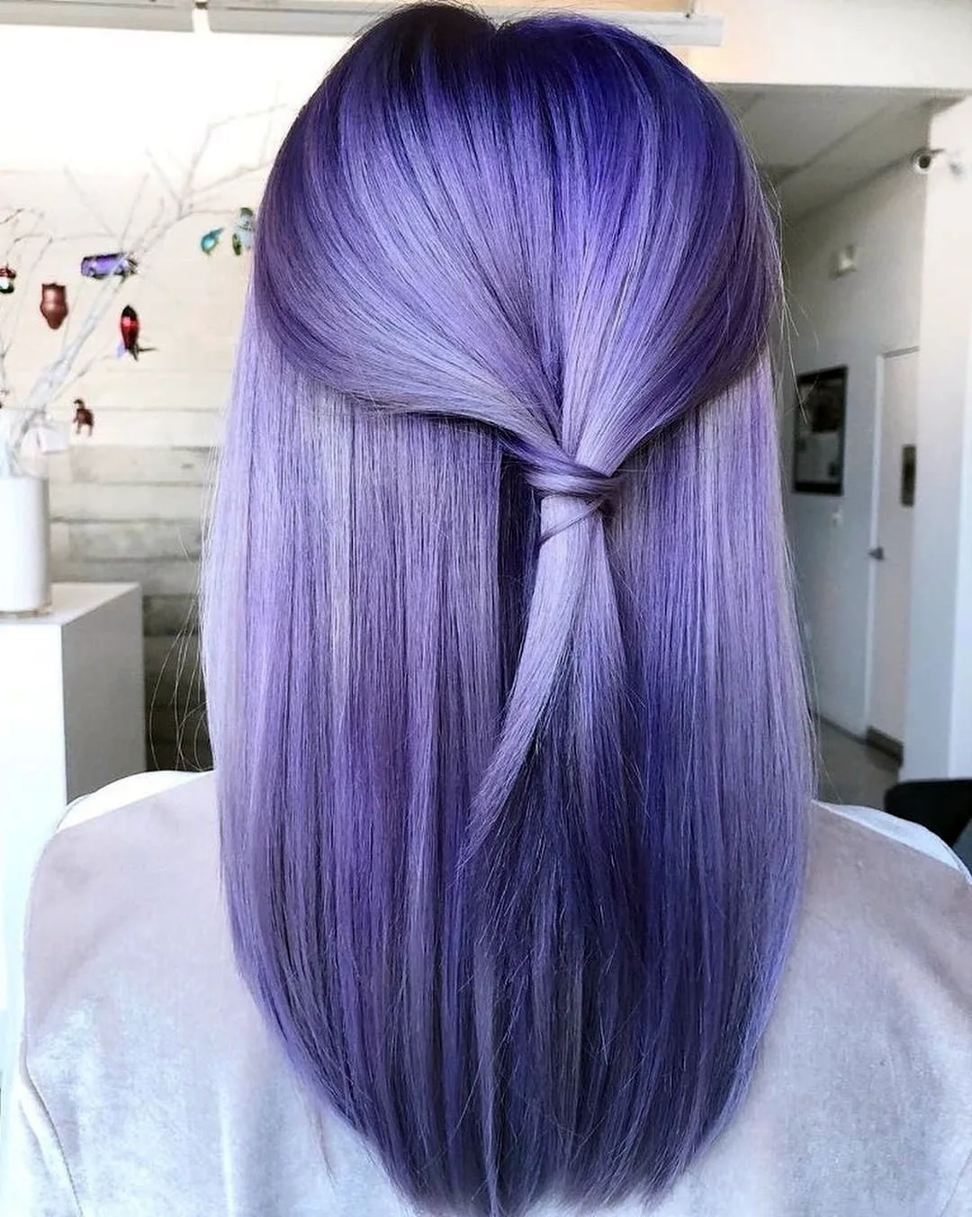 Фиолетовые волосы прямые