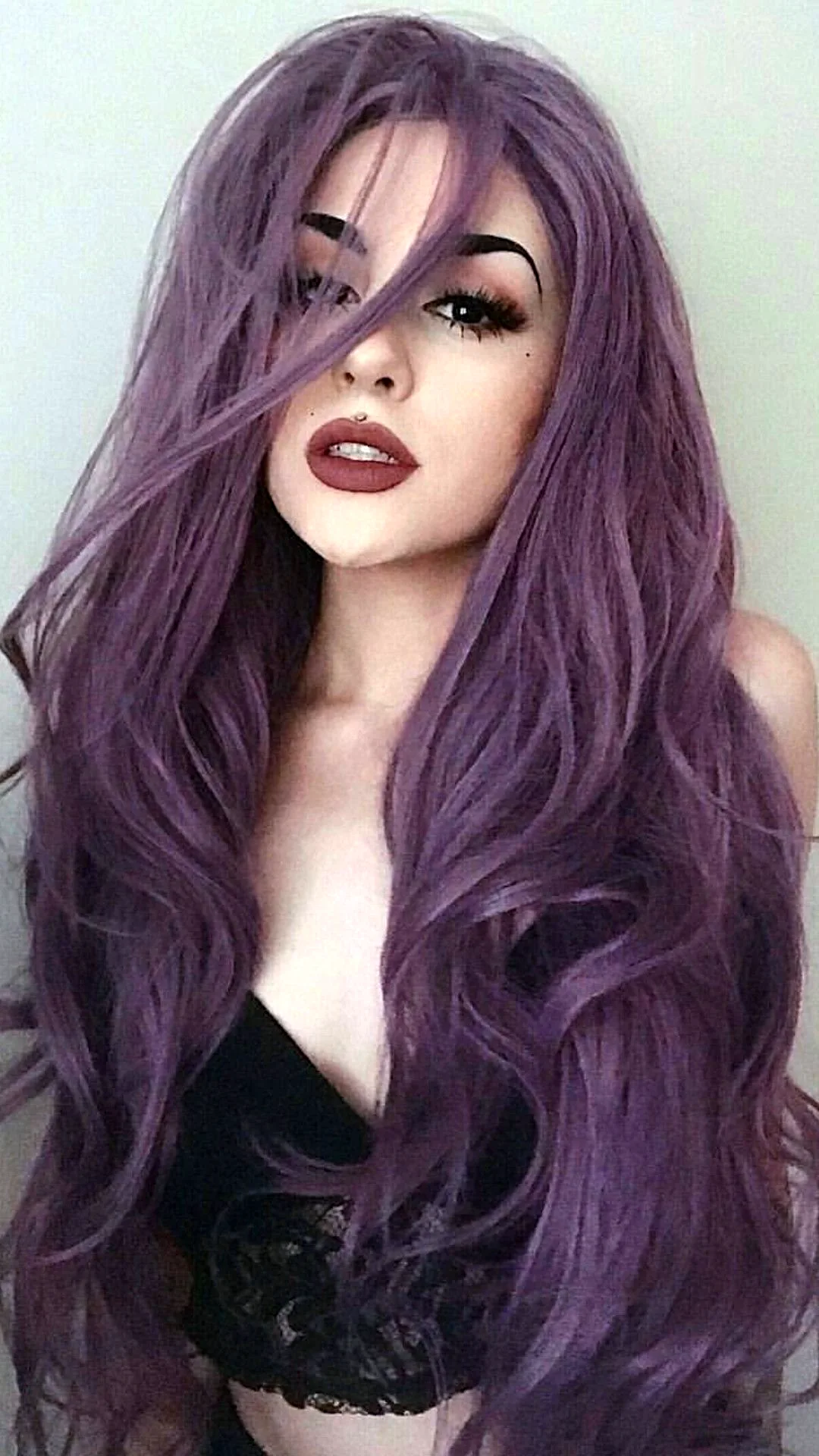 Фиолетовый оттенок волос