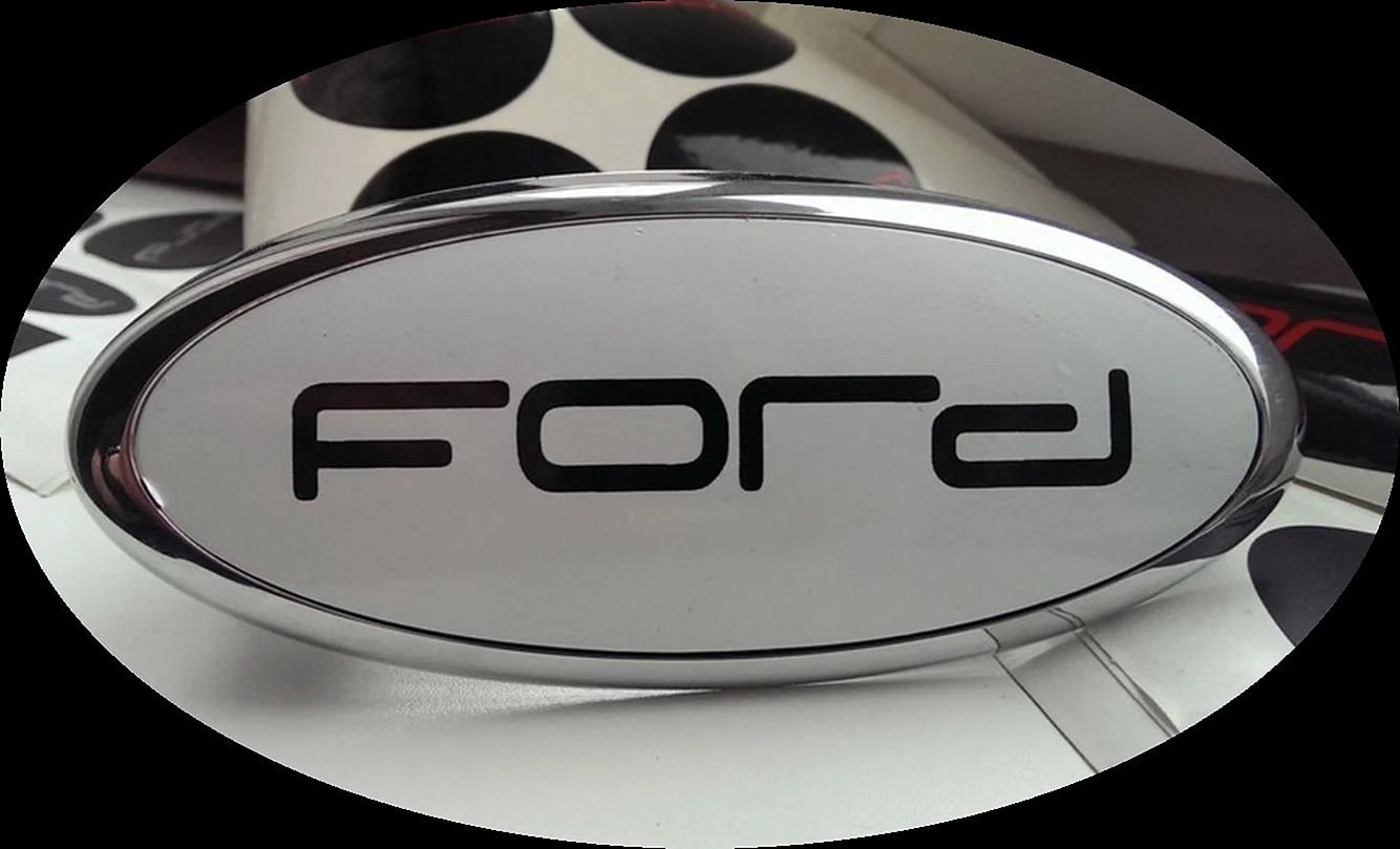 Ford Focus 2 шильдик