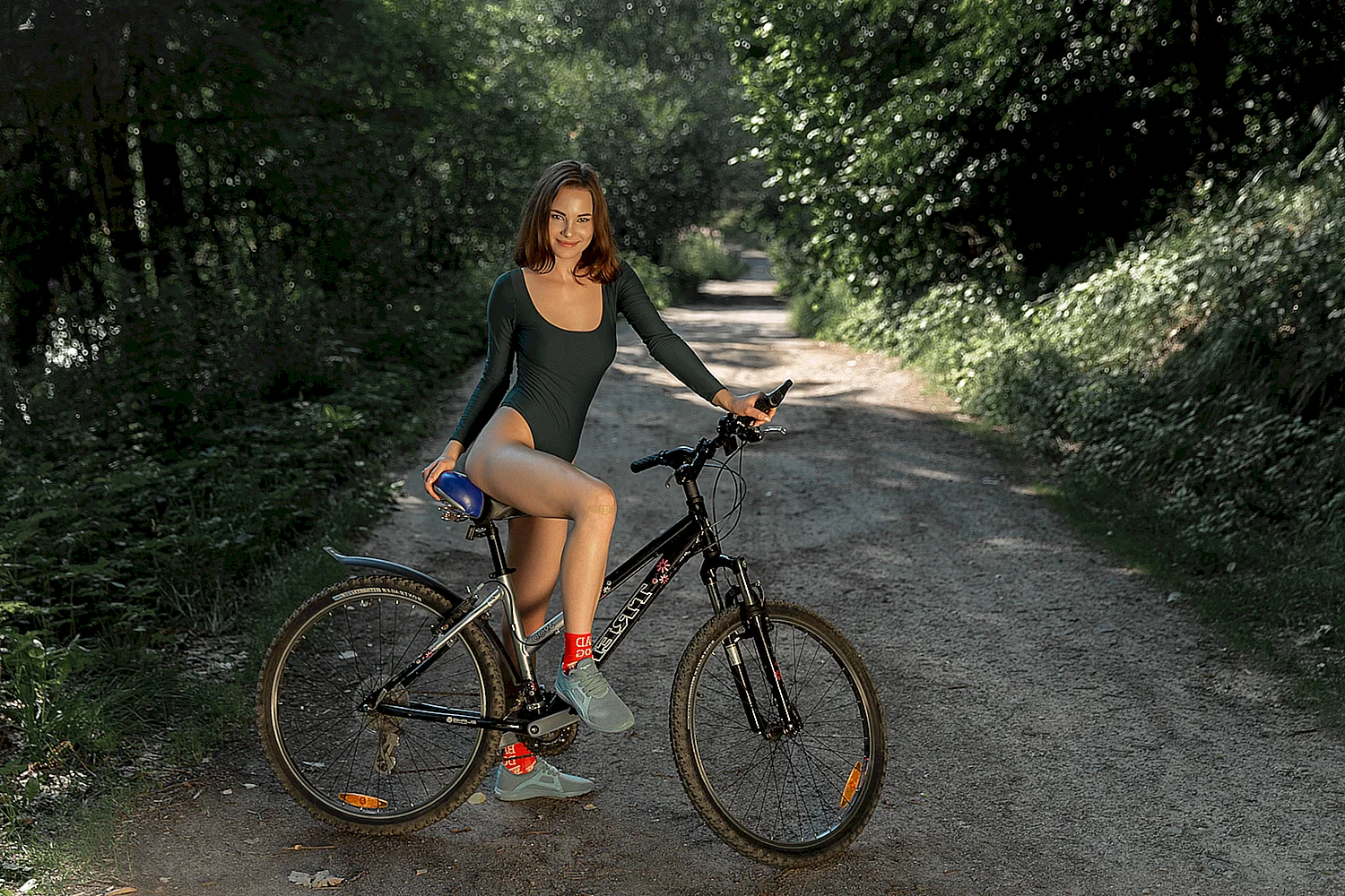 Фотосессия на велосипеде для девушки