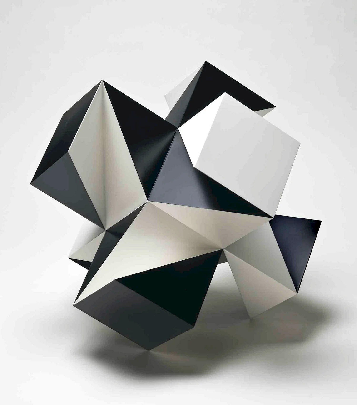 Геометрические скульптуры Карло Сейкина