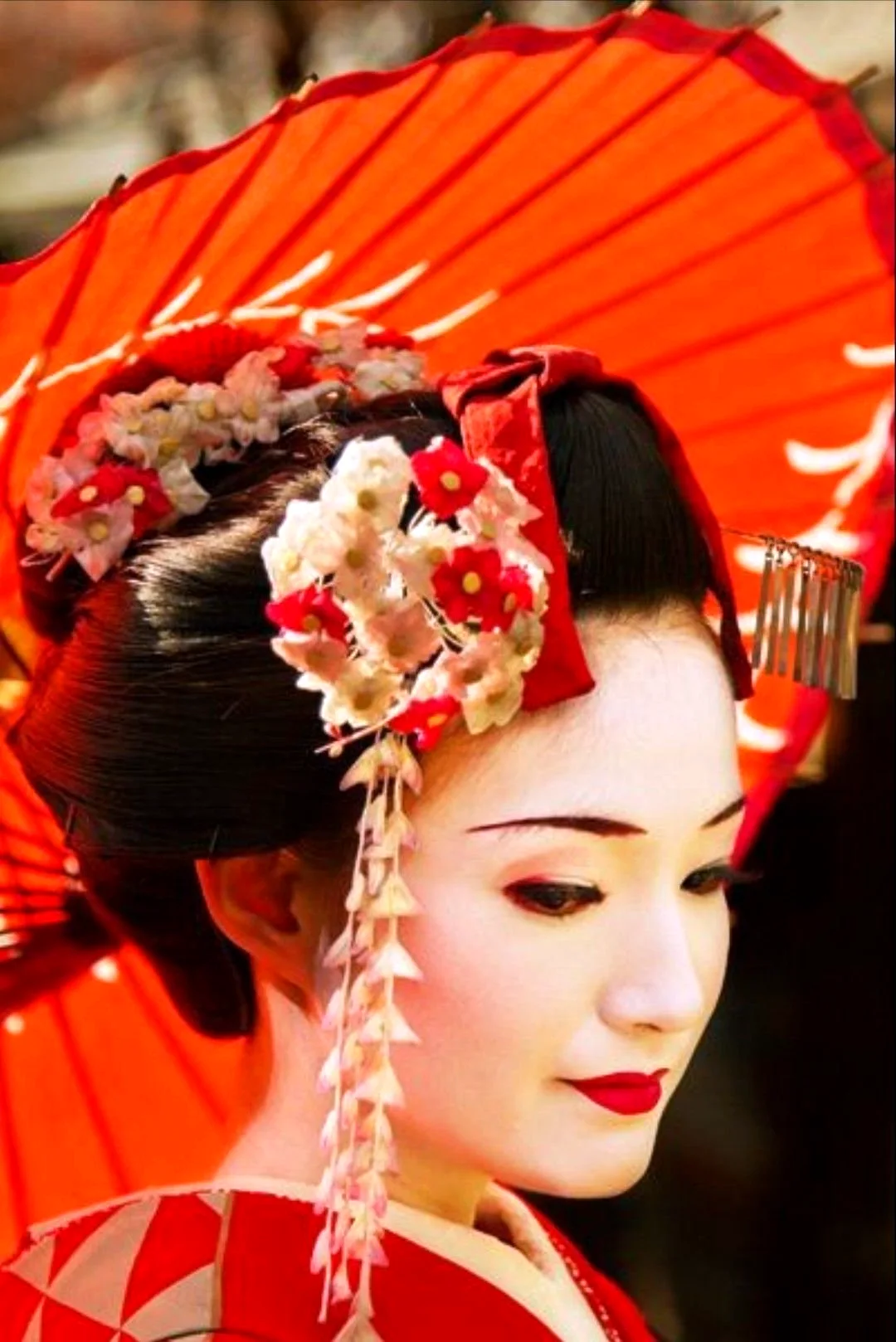 Японская женщина с веером