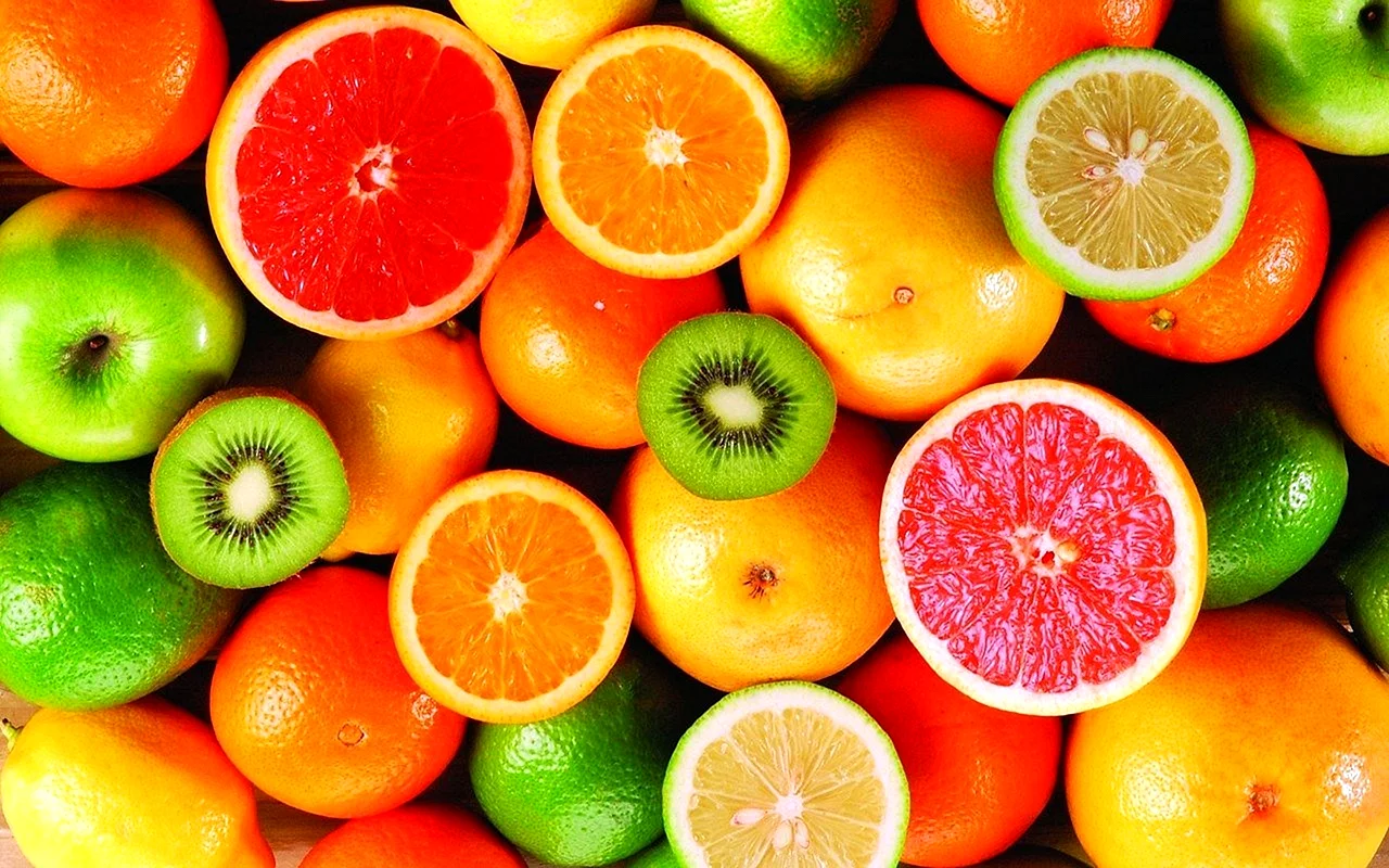 Яркие фрукты