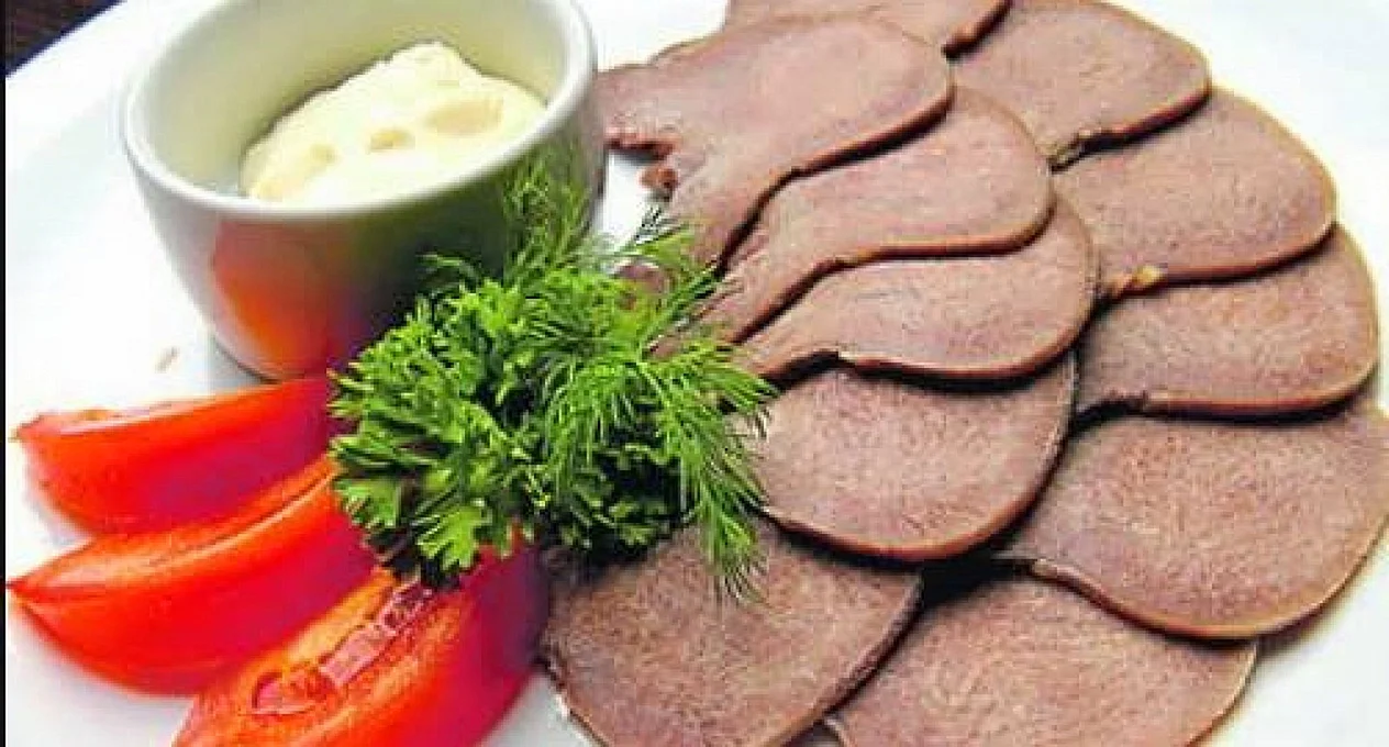 Язык говяжий отварной