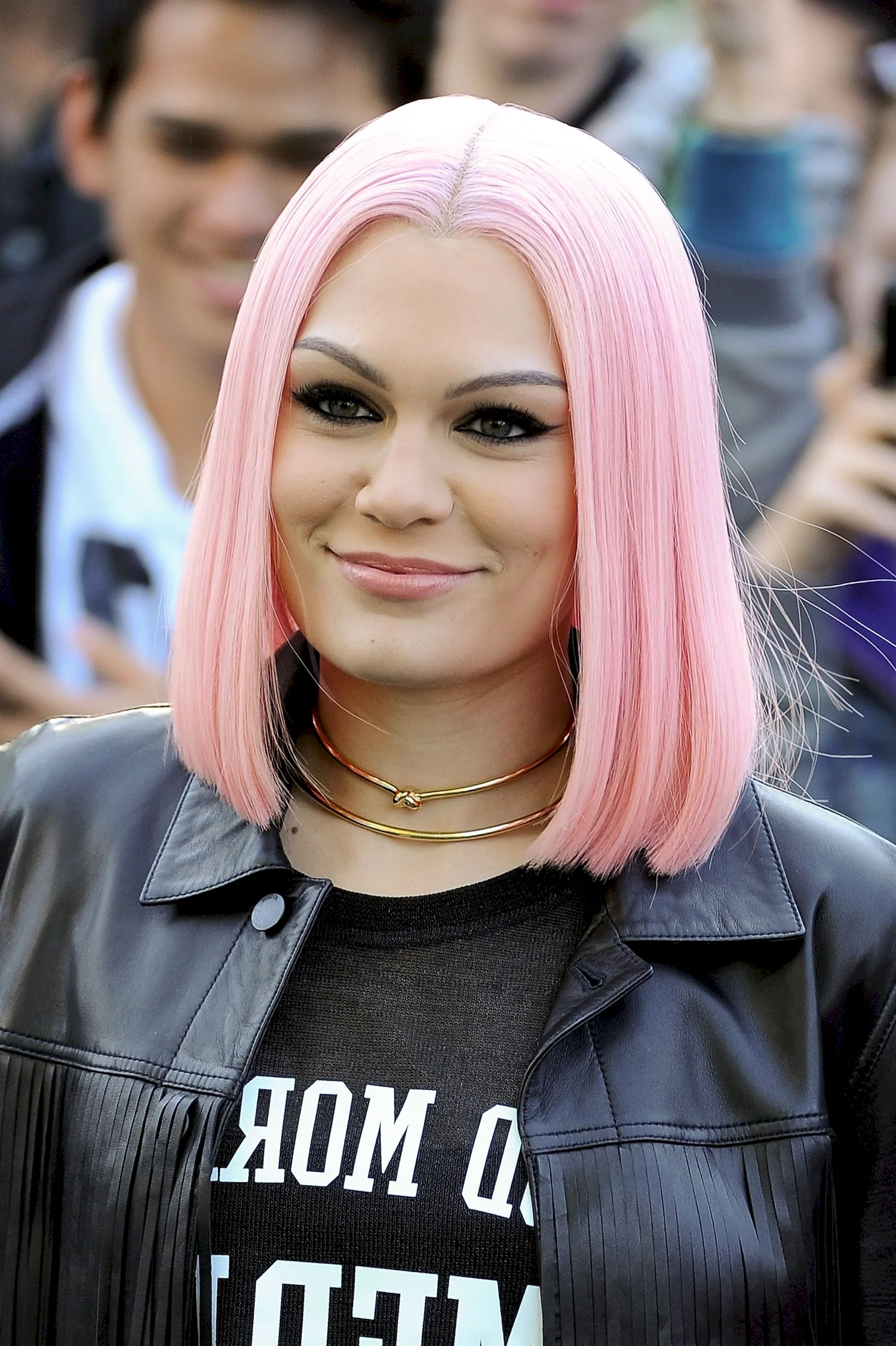 Iggy Azalea Pink hair