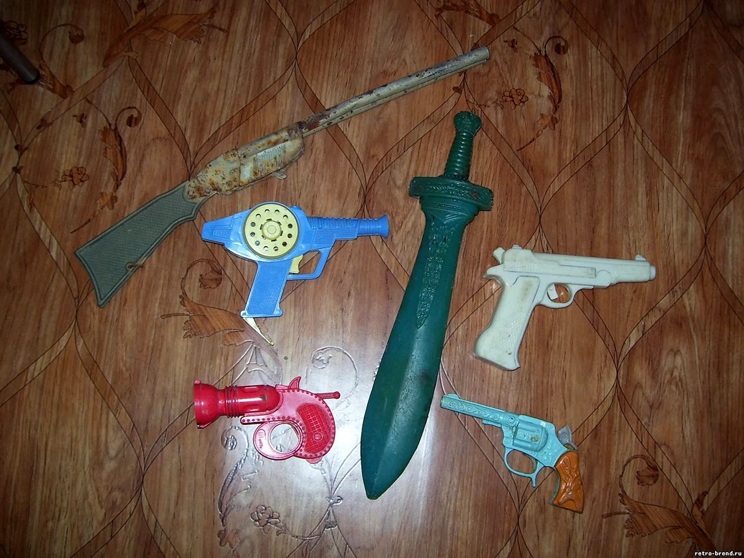 Игрушки СССР оружие