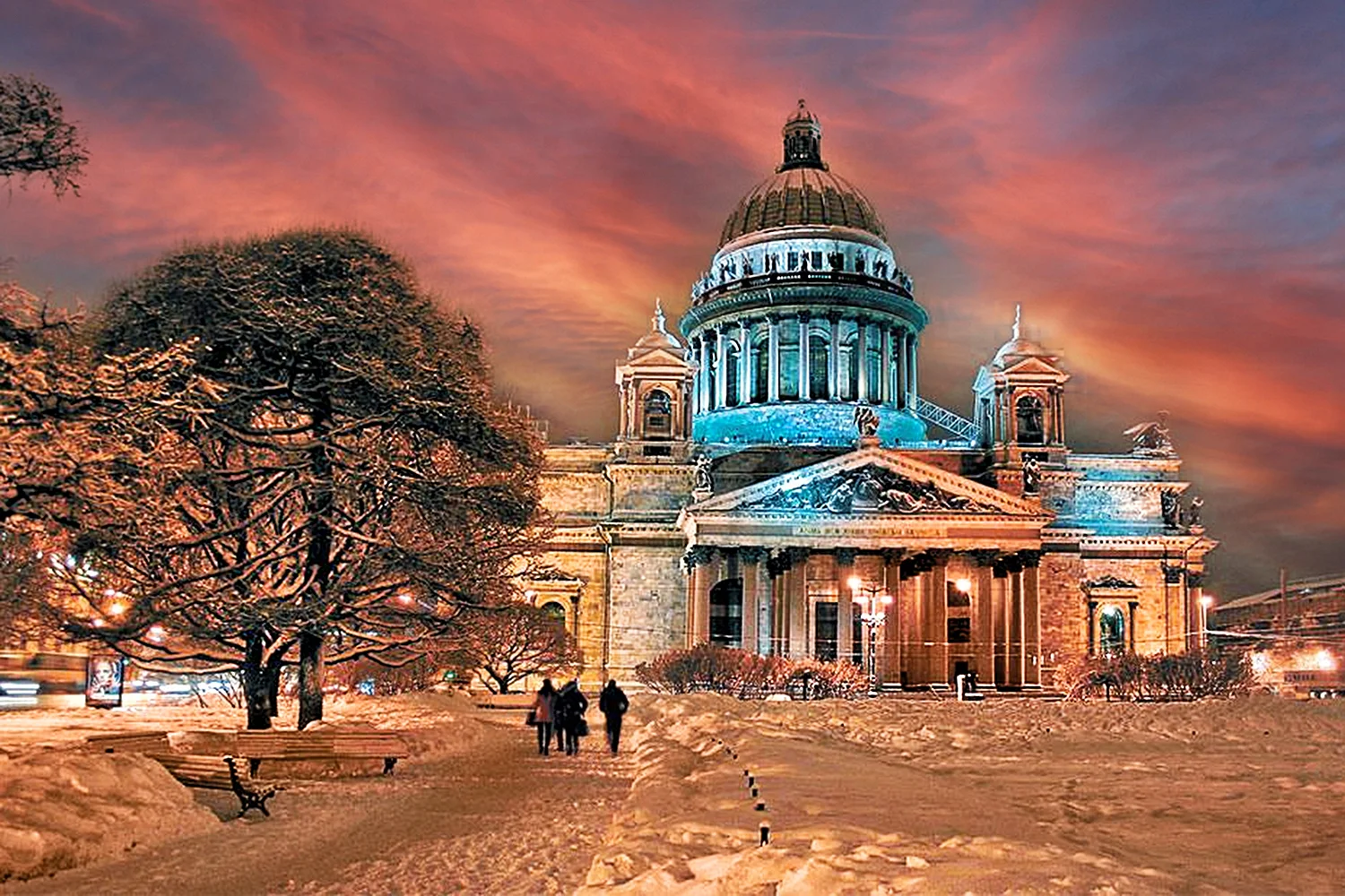 Исаакиевский собор в Санкт-Петербурге зима