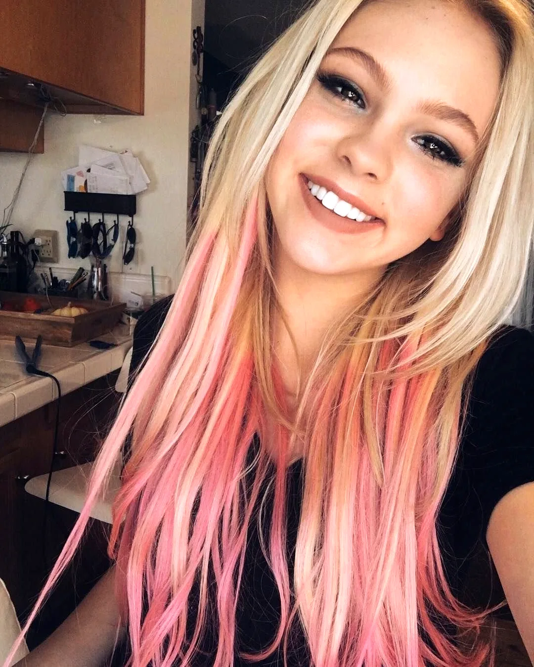 Jordyn Jones Pink