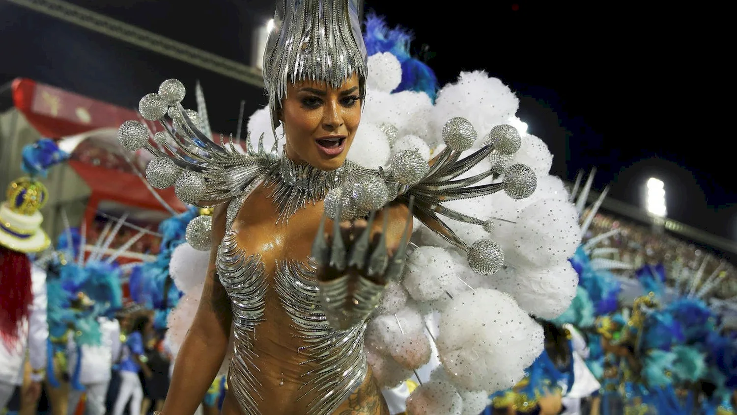 Карнавал в Рио 2021