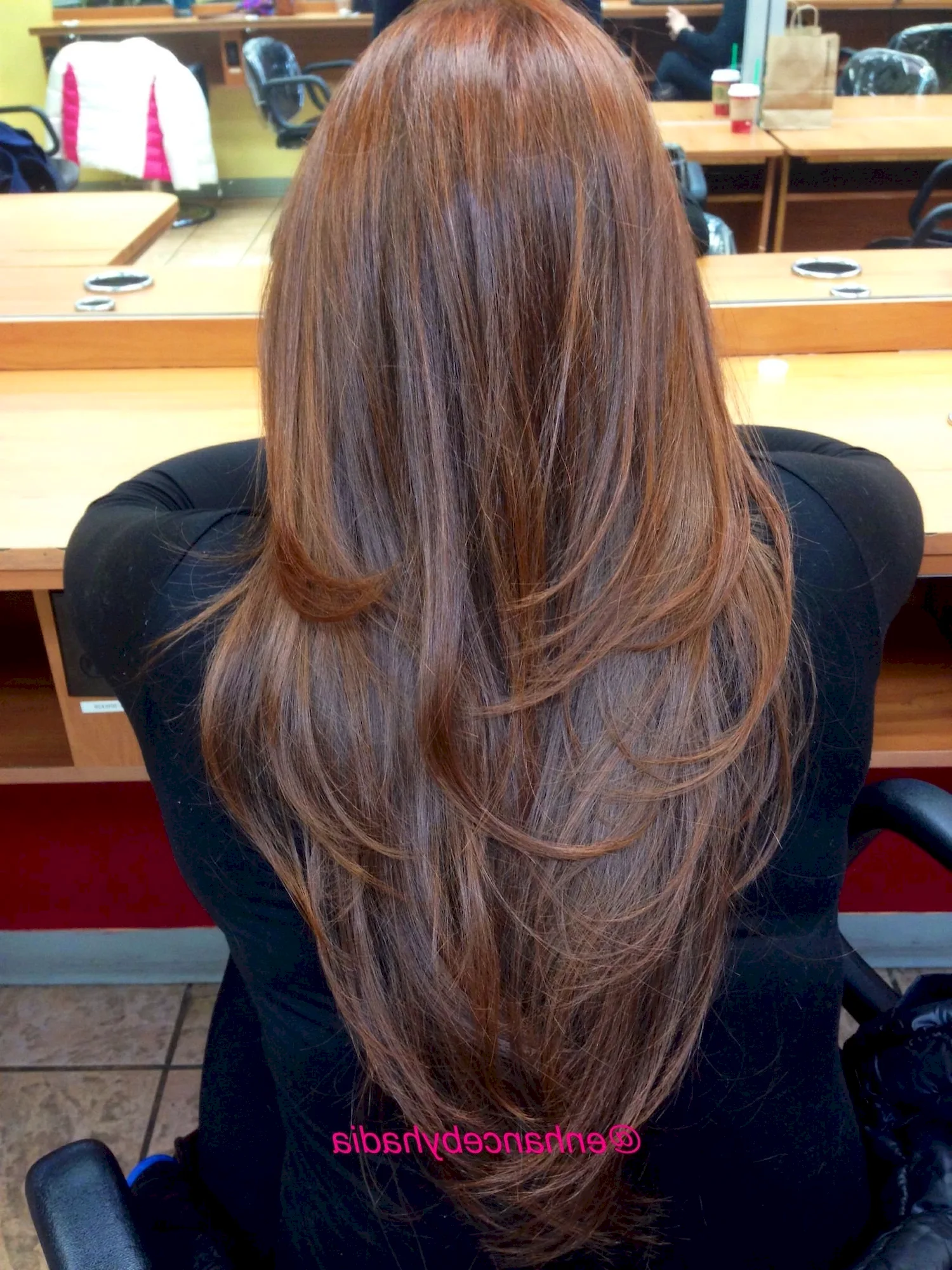 Стрижка Лисий хвост на длинные волосы 2022