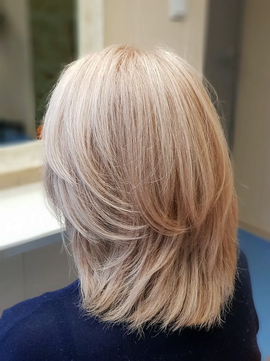 Стрижка Каскад на короткие волосы 2018 - фото сзади и спереди