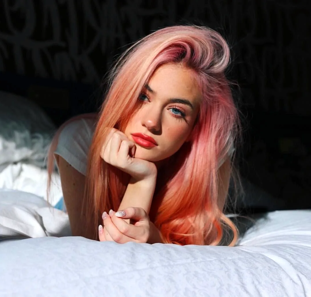Kennedy Walsh Pink hair