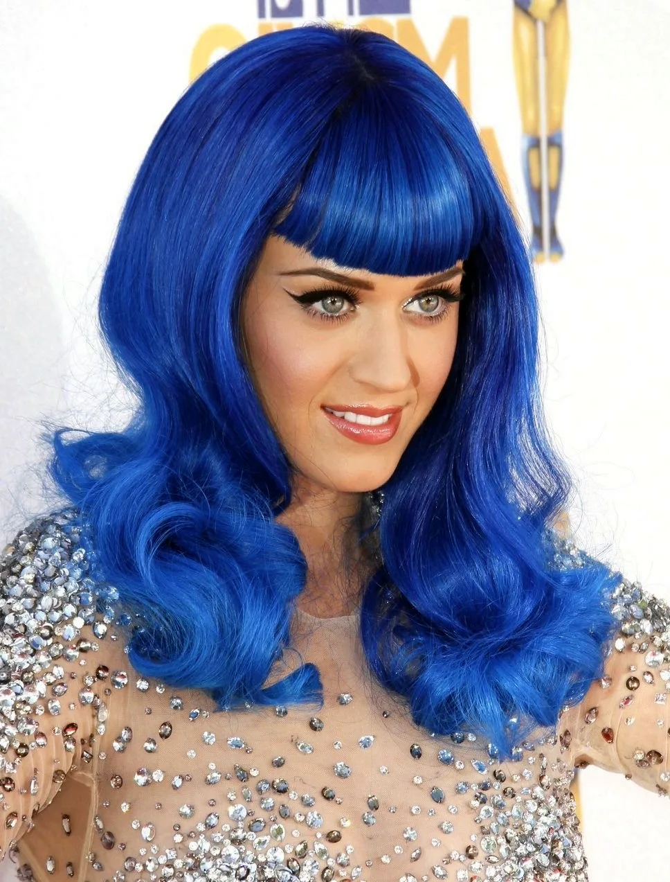 Кэти Перри с голубыми волосами