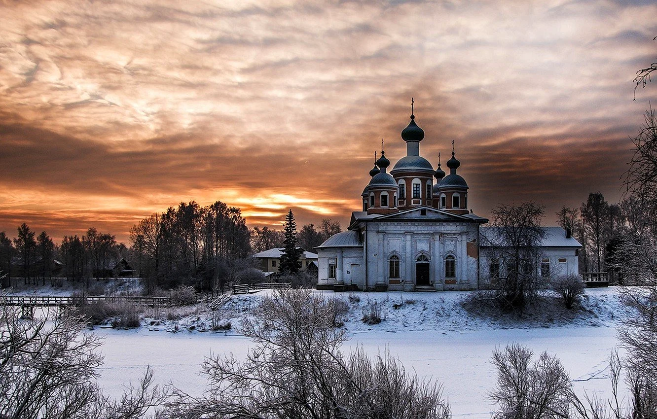 Храм Беломорск зимой