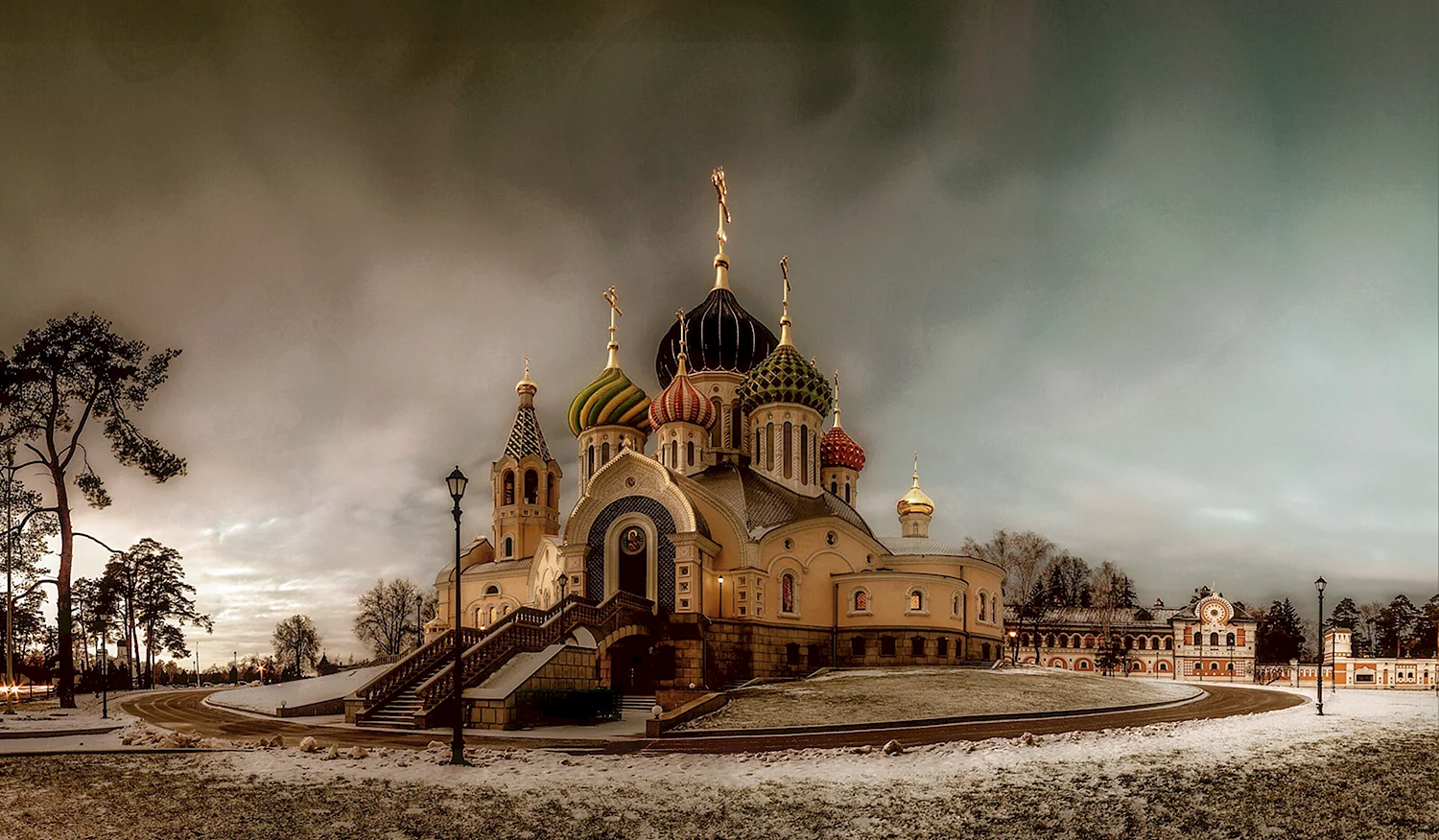 Храм Москвы Игоря Черниговского 4k