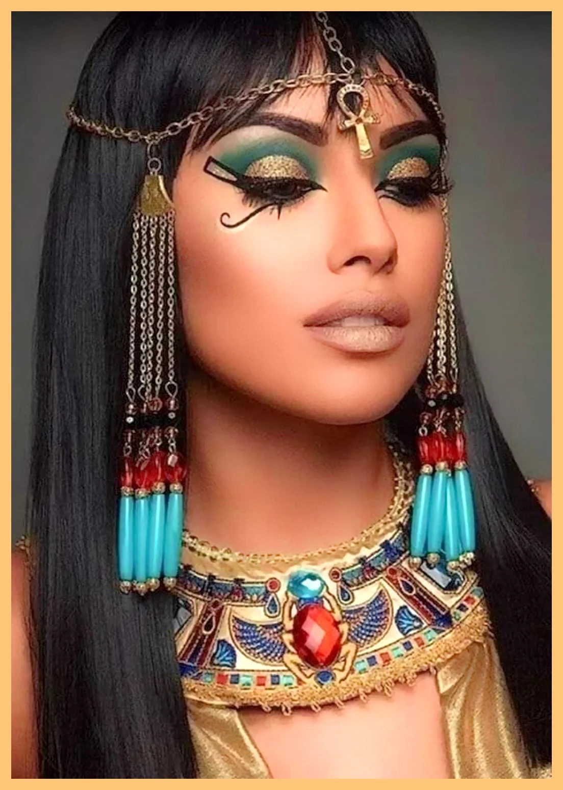 Cleopatra. Клеопатра царица Египта. Макияж египетской царицы Нефертити. Царица Нефертити макияж. Макияж в древнем Египте Нефертити.