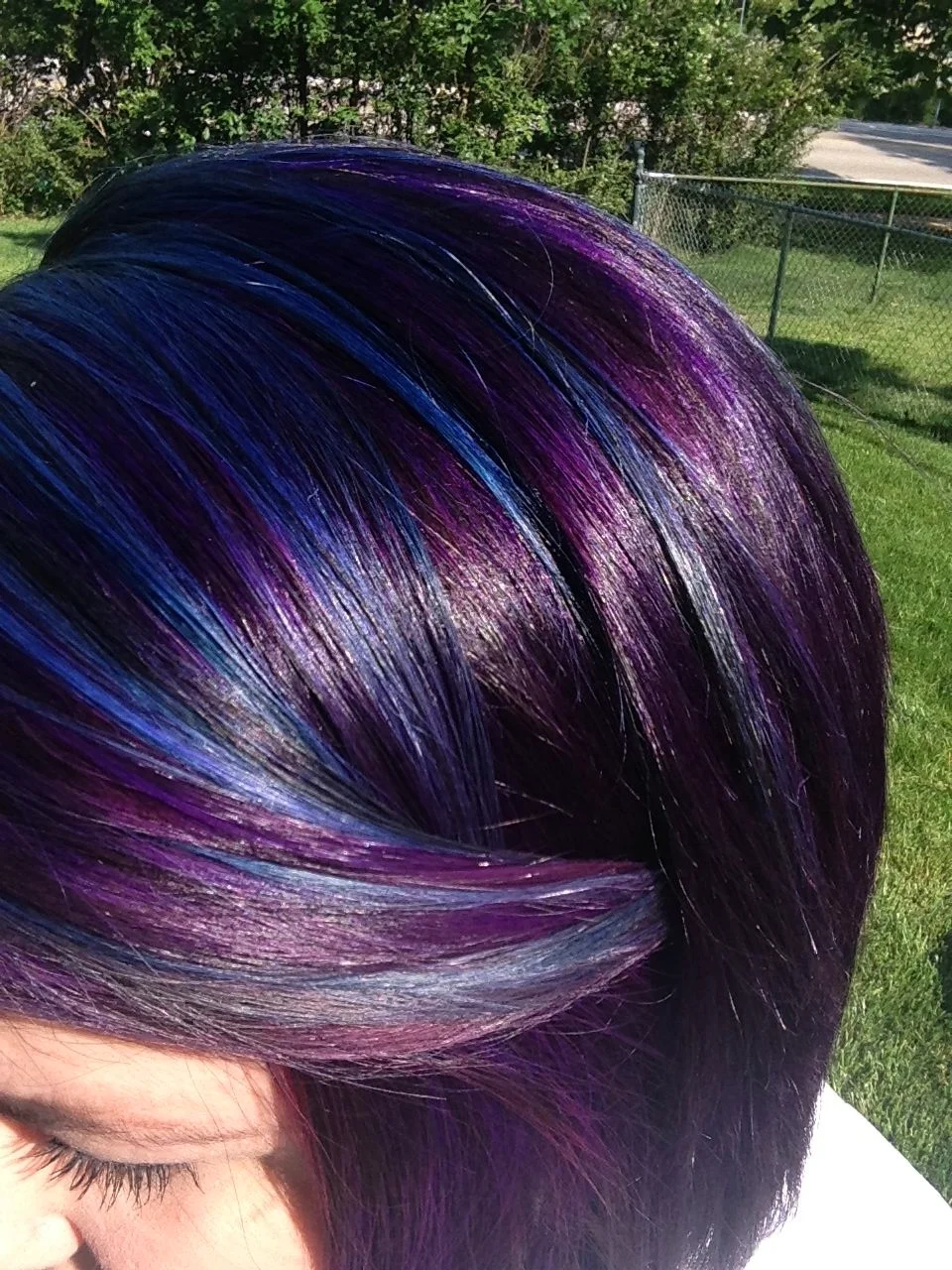 Колорирование волос фиолетовым