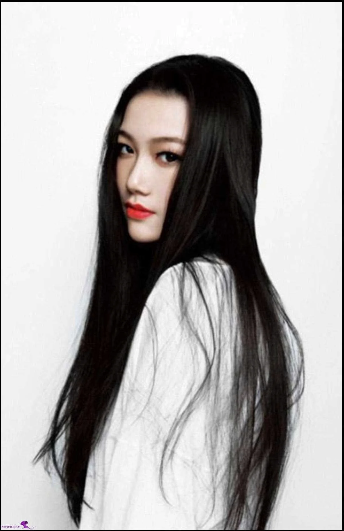 Кореянки с длинными черными волосами