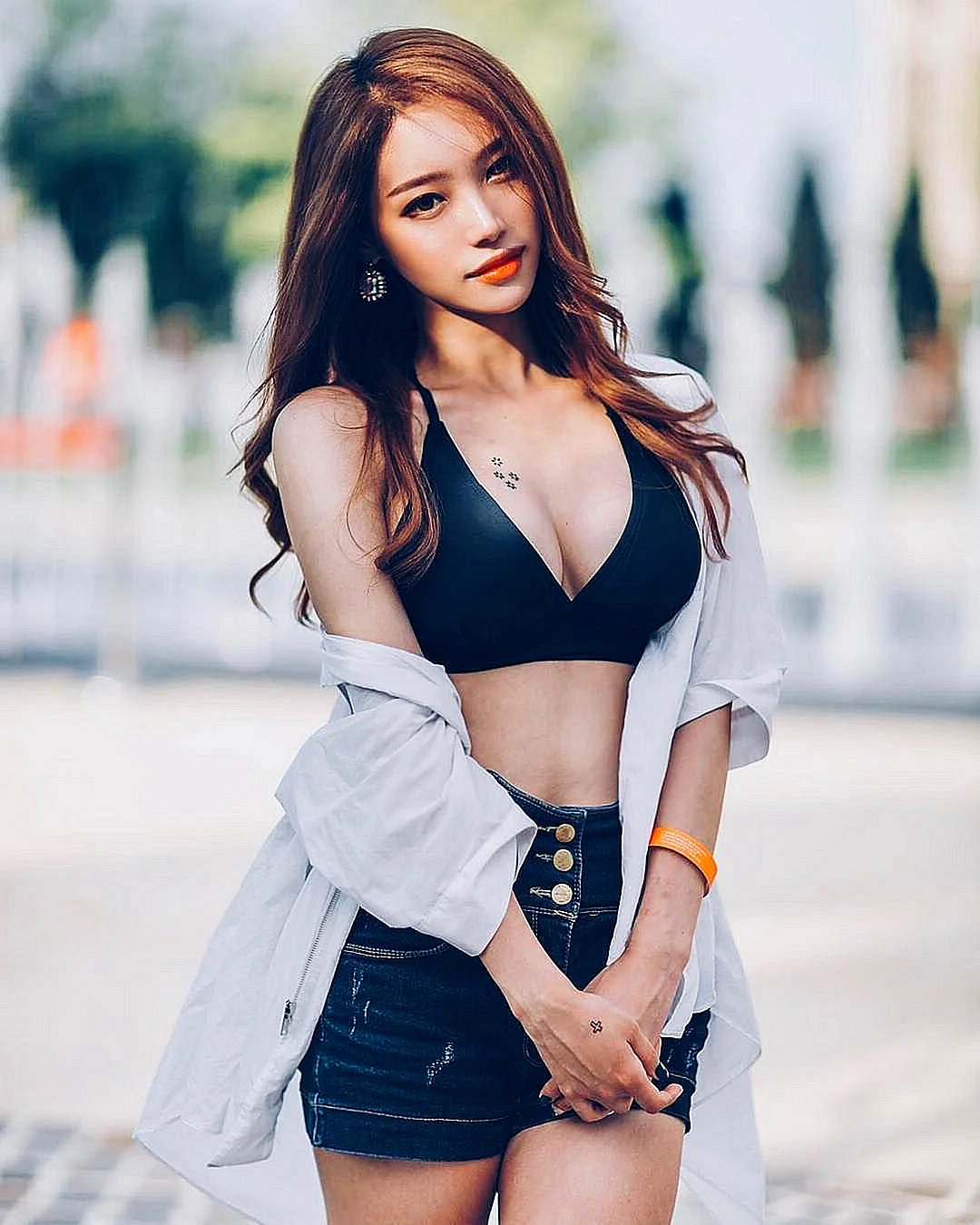 Корейская модель ssovely Instagram