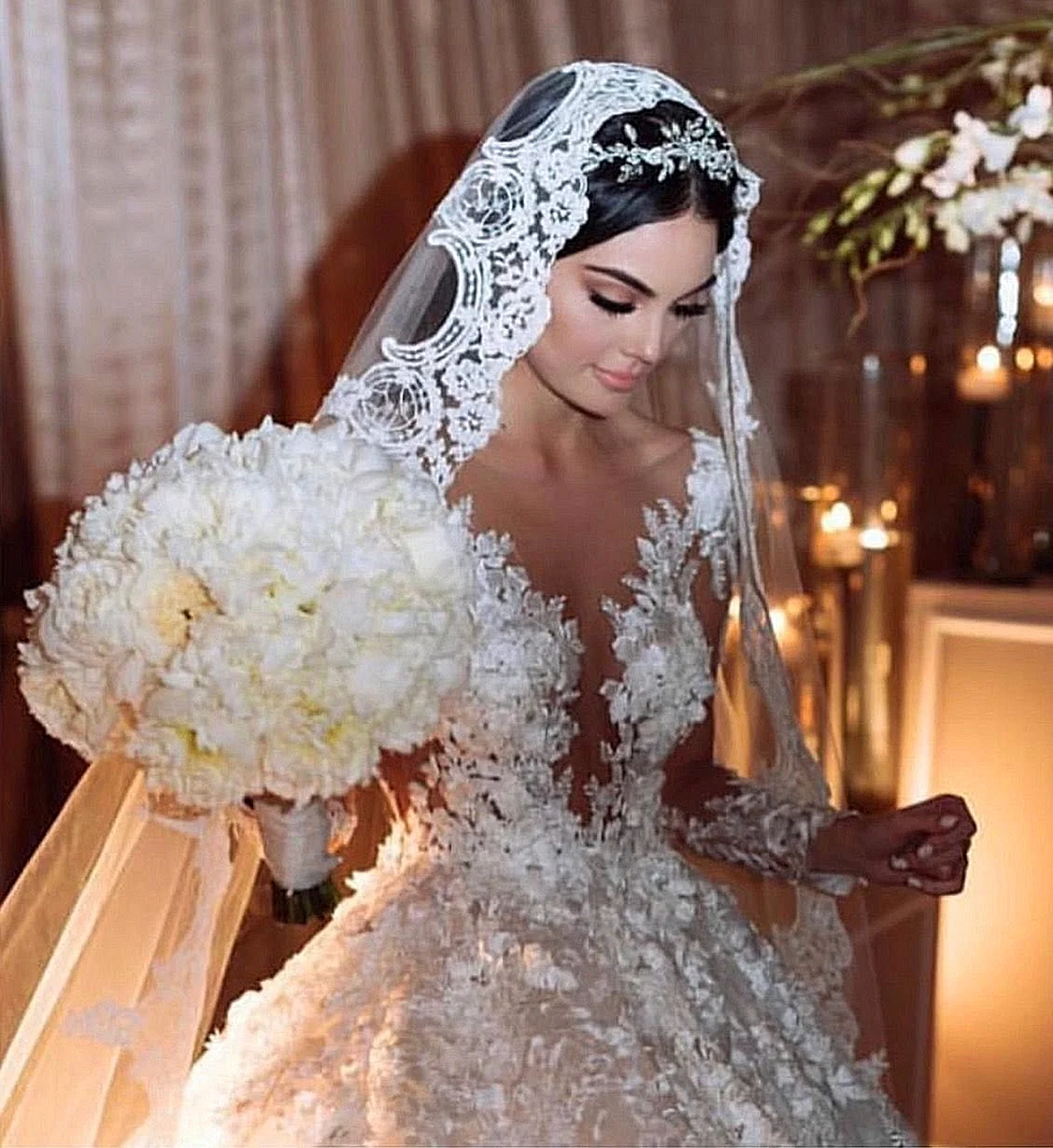 Красивые невесты в свадебных платьях