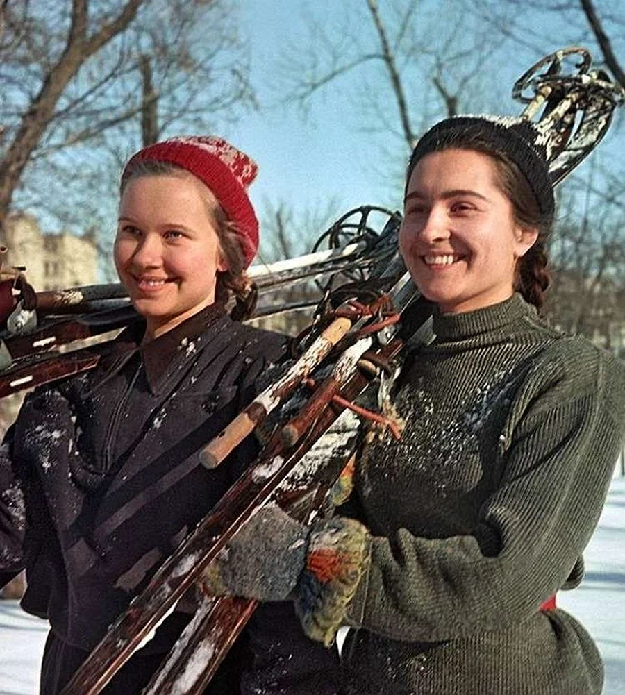 Красивые советские люди