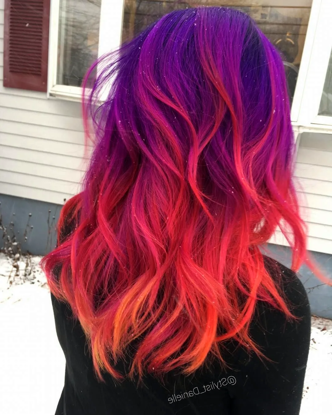 Красно фиолетовые волосы