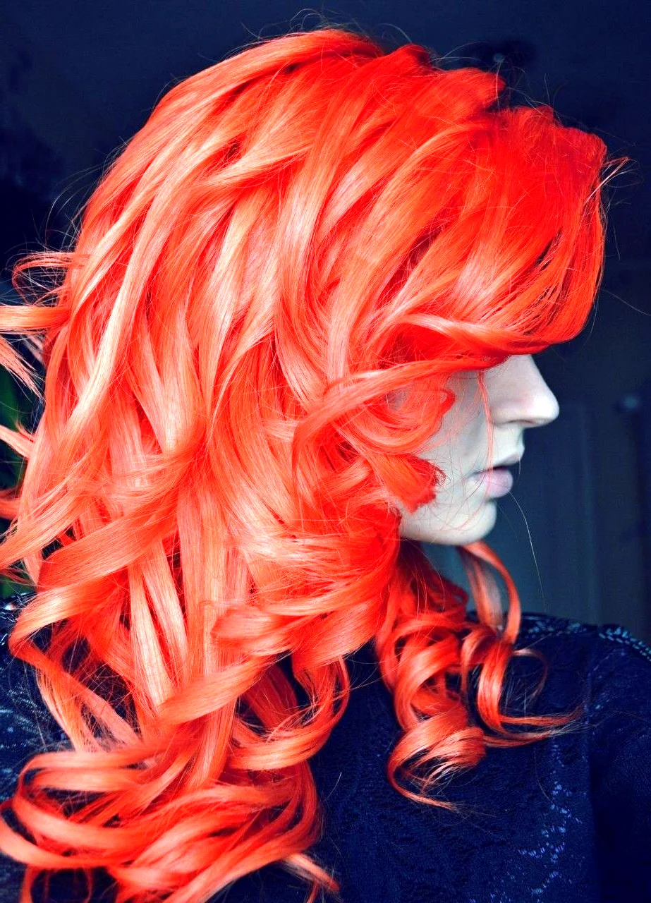 Красно коралловый цвет волос