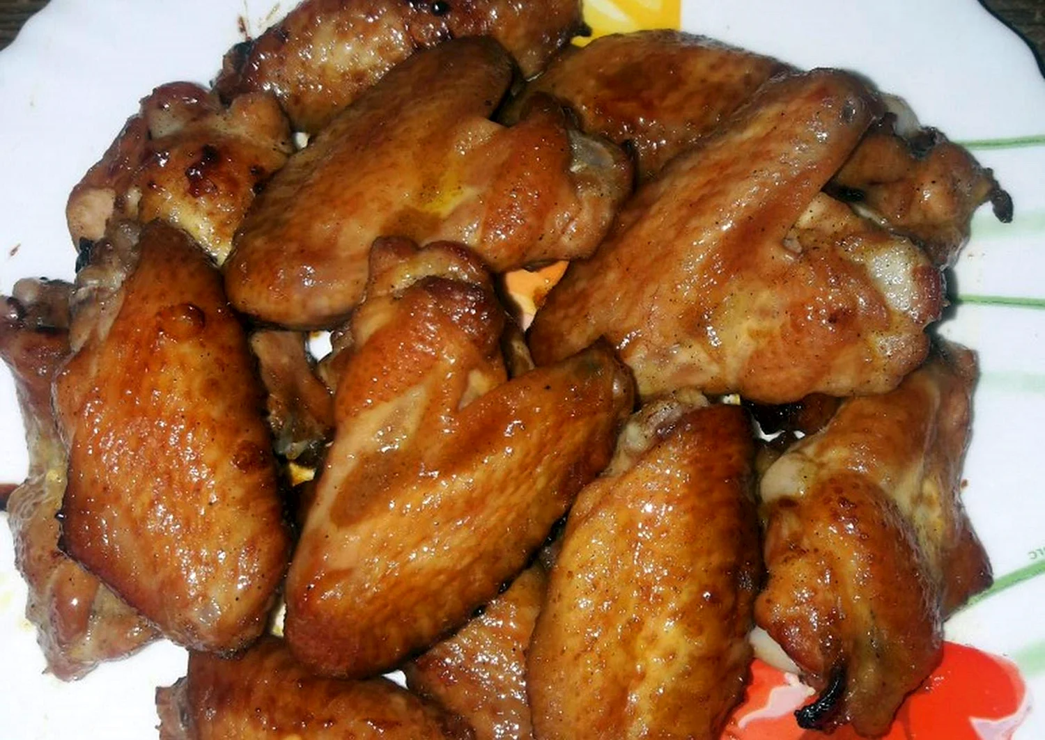 Куриные крылышки в медово-соевом соусе на сковороде