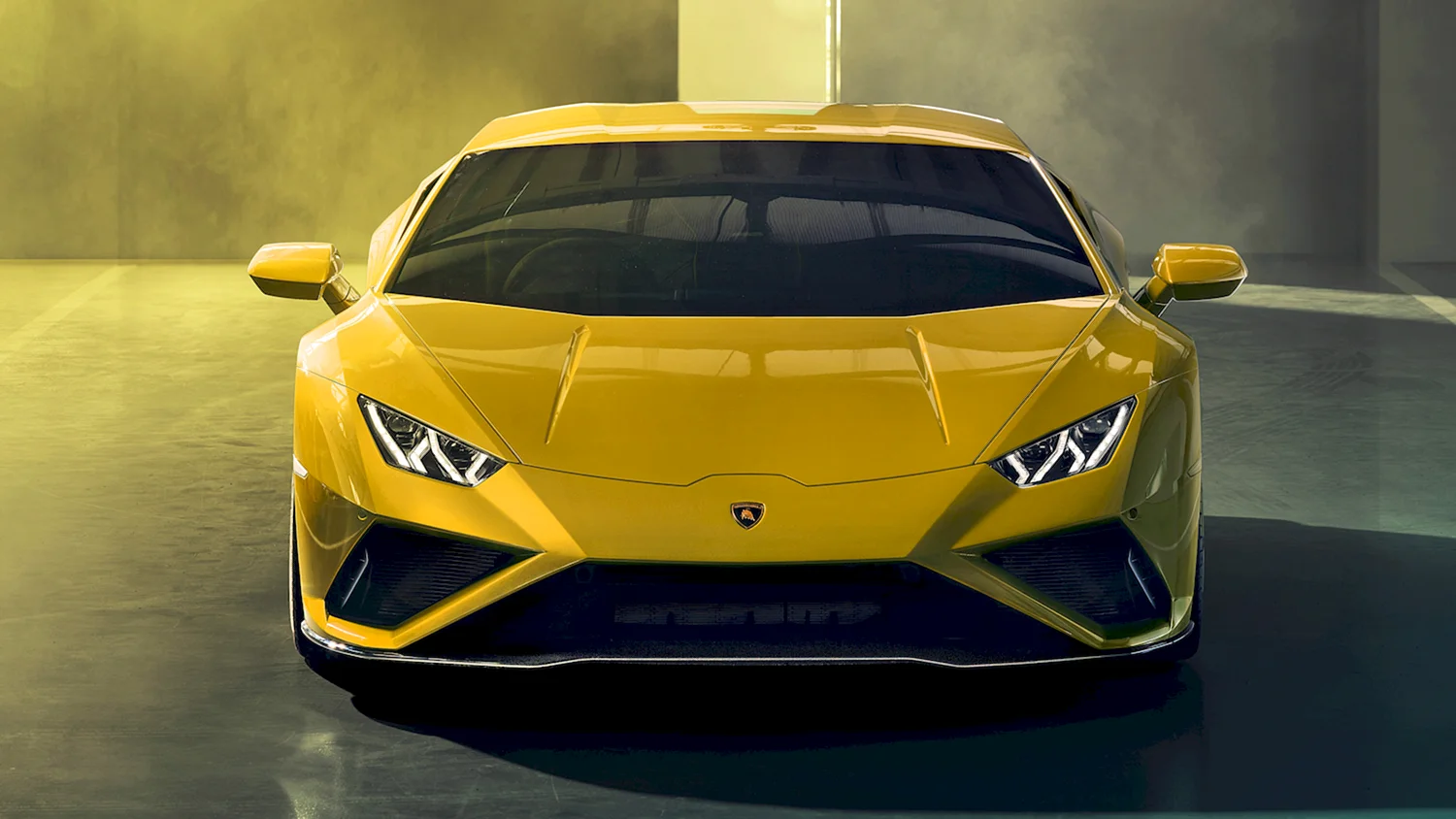 Lamborghini Huracan желтая 2020
