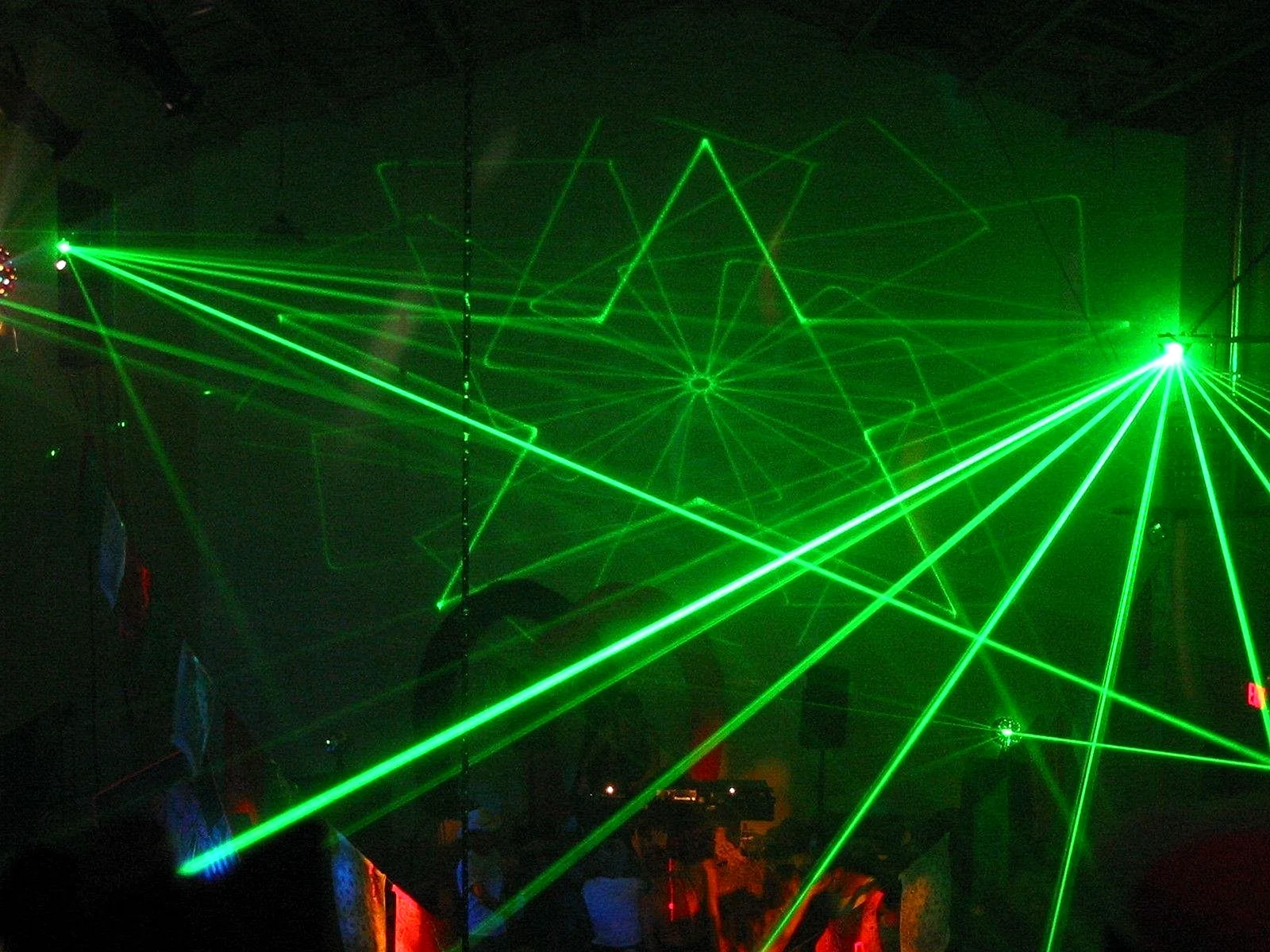 Лазерное шоу