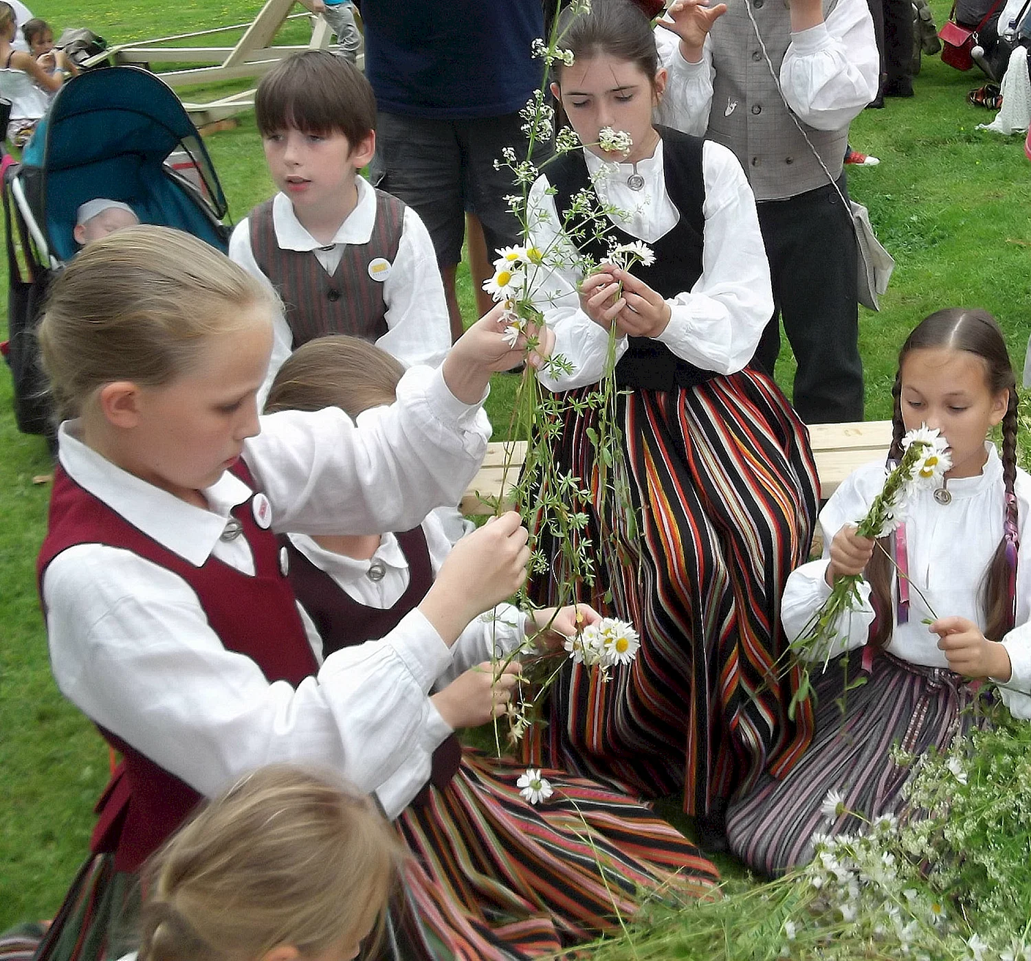 Лиго Латвия традиции