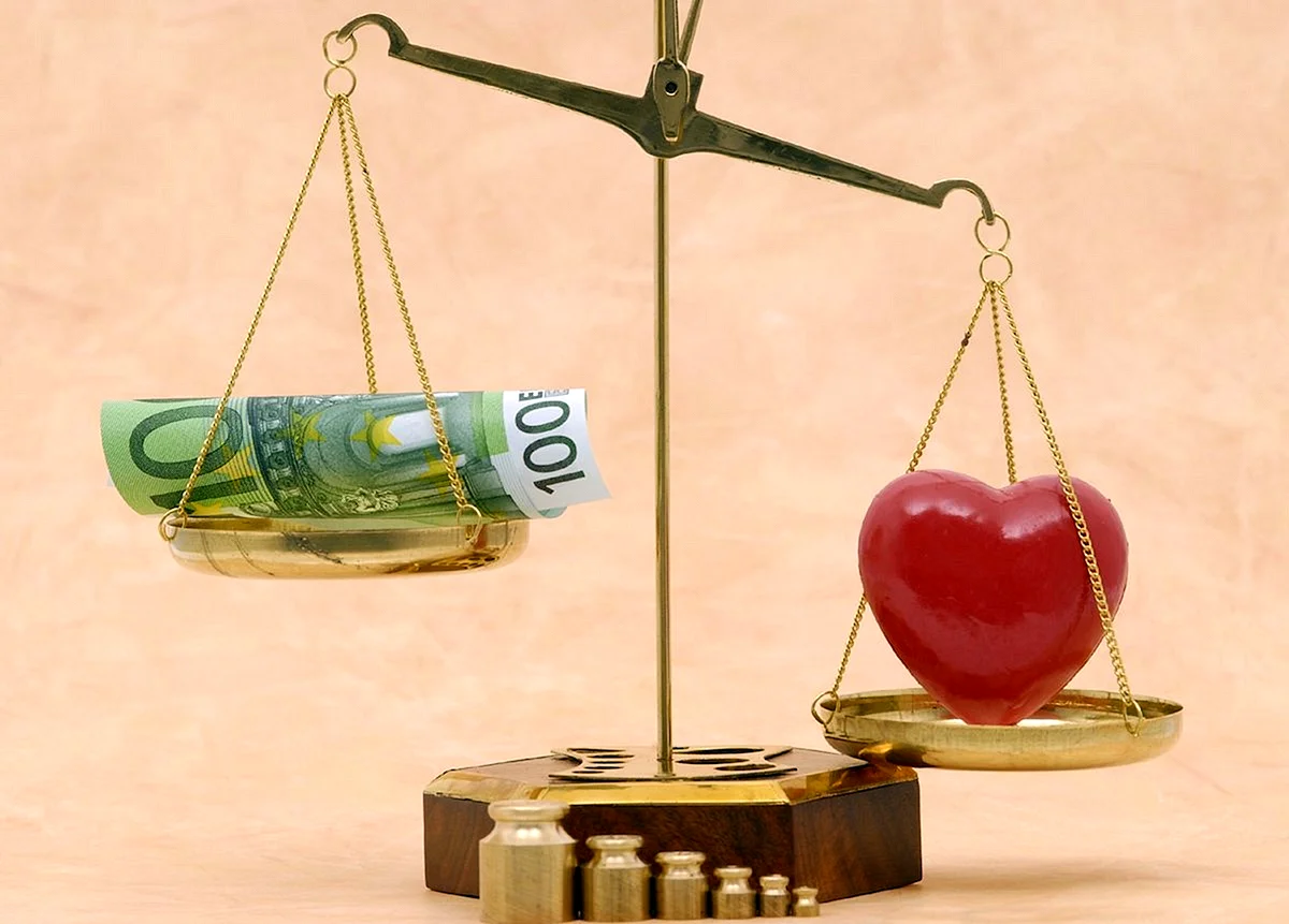 Любовь или деньги