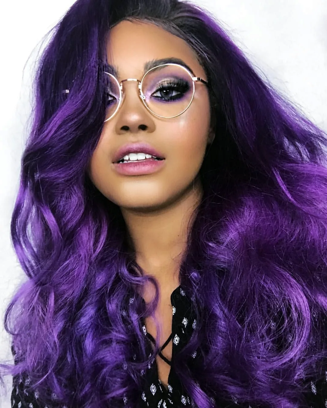 Макияж к фиолетовым волосам