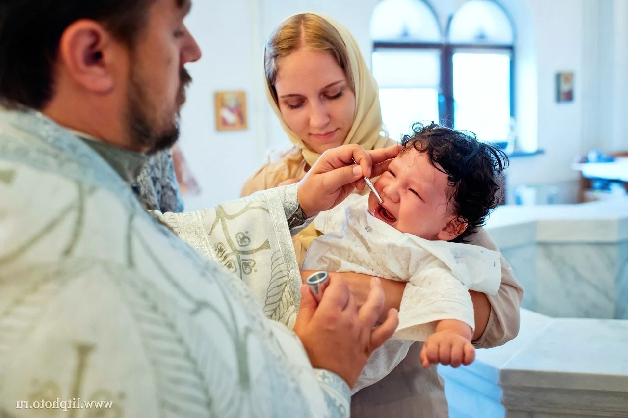 Маникюр на крещение ребенка