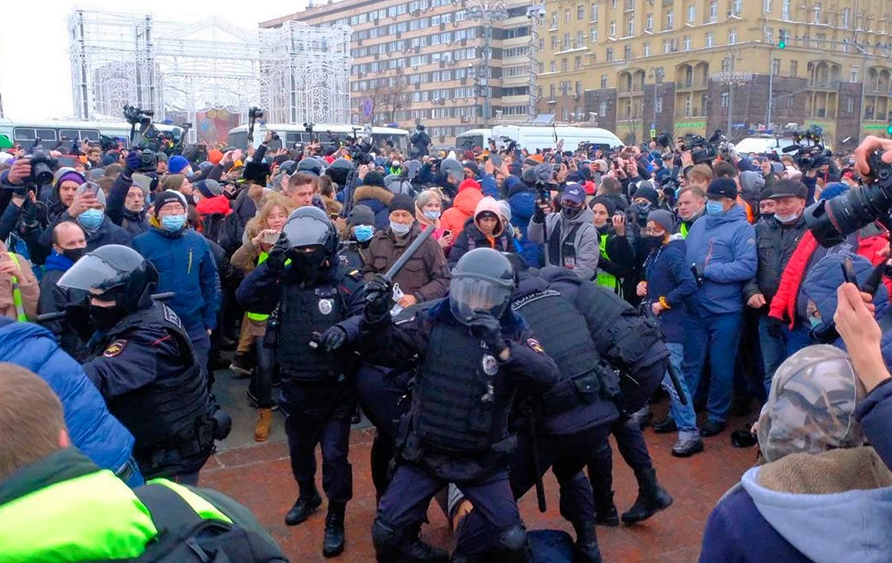 Массовые протесты в Москве