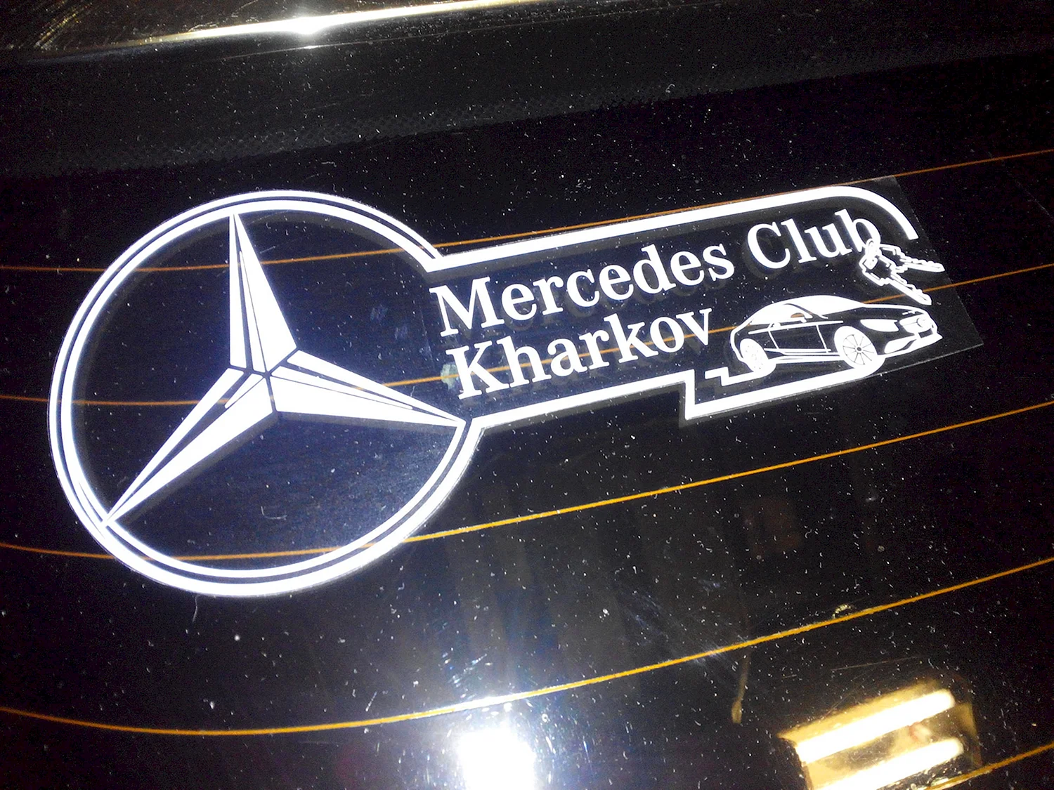 Mercedes Club наклейка w 124