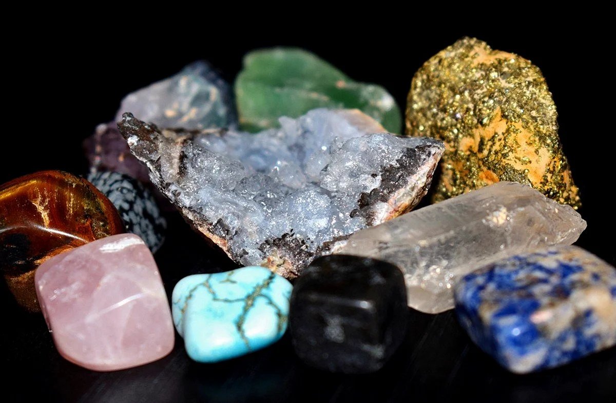 Минералы и драгоценные камни