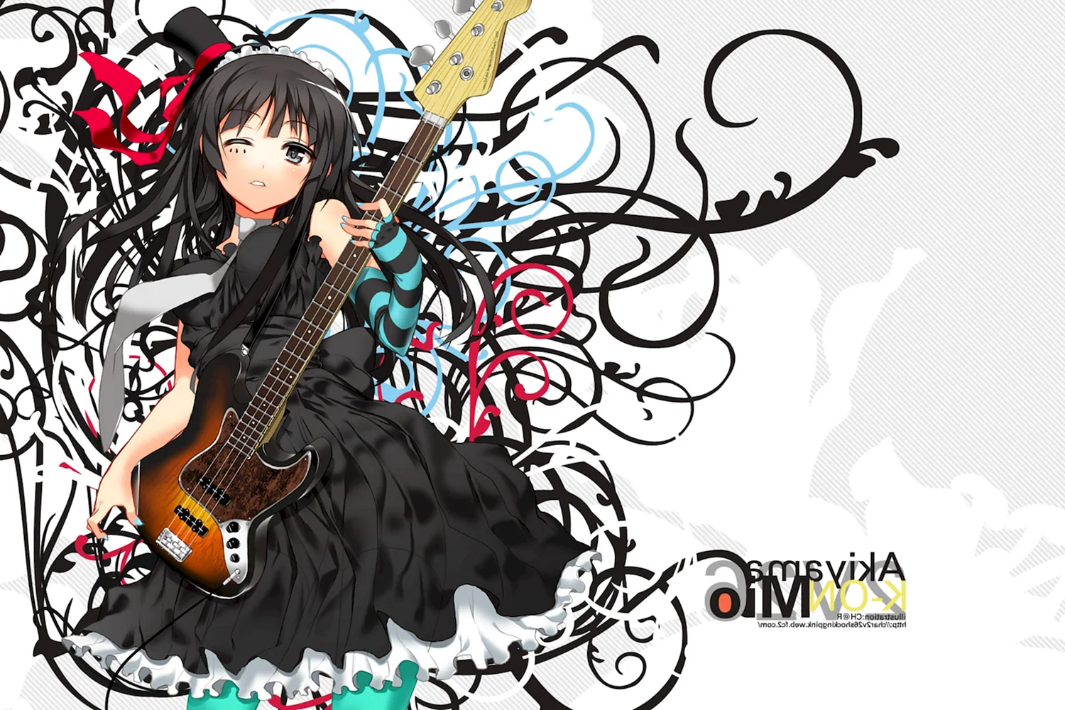 Мио Акияма с гитарой