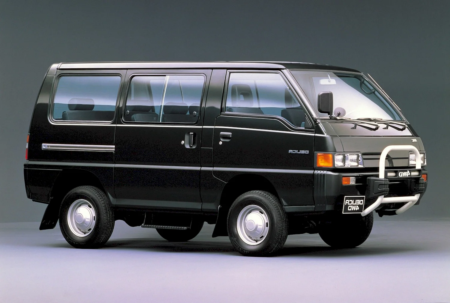 Mitsubishi Delica Star Wagon 4wd
