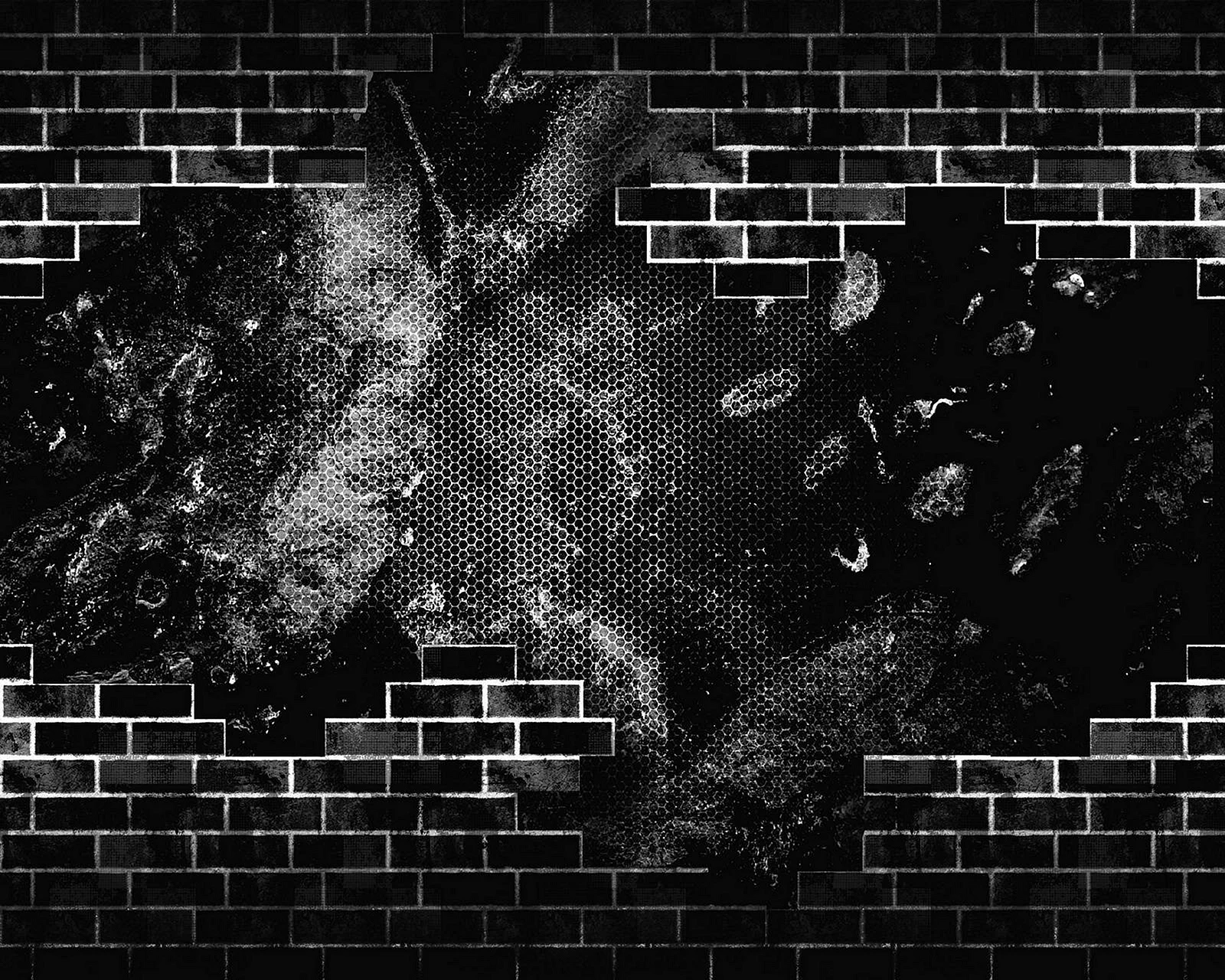 Мрачная стена