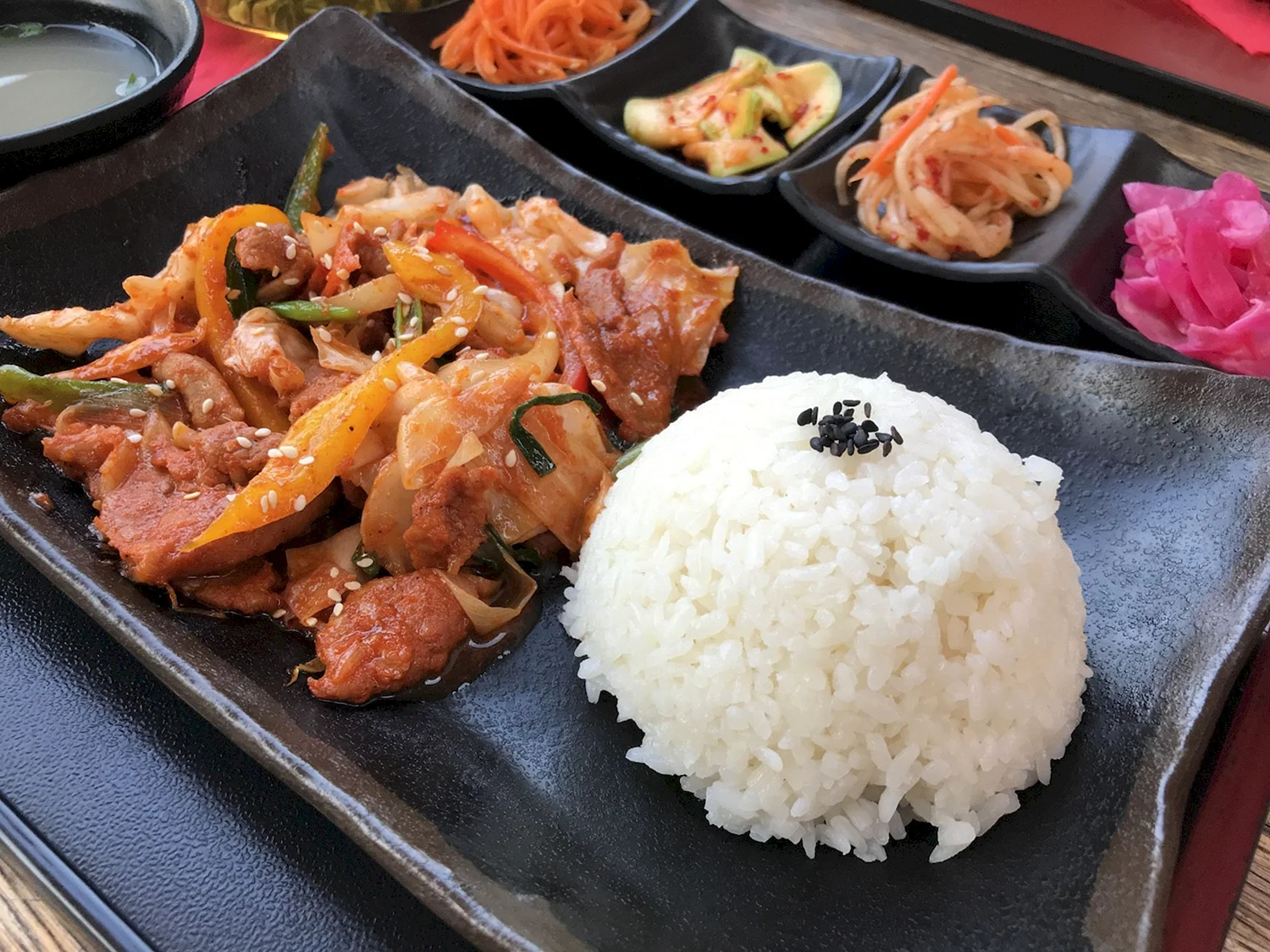 Нац корейское блюдо