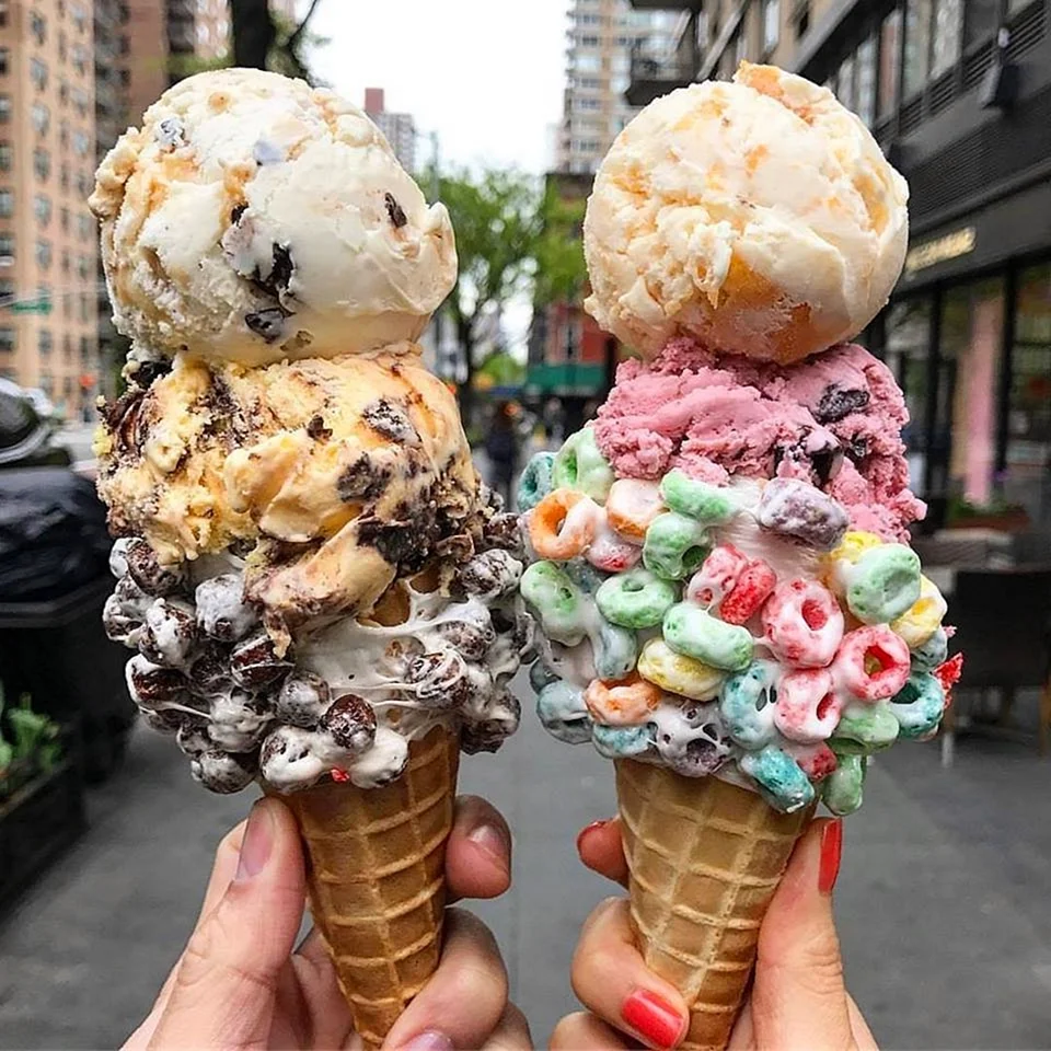 Огромные сладости. Красивое мороженое. Необычное мороженое. Самое красивое мороженое. Вкусное мороженое.