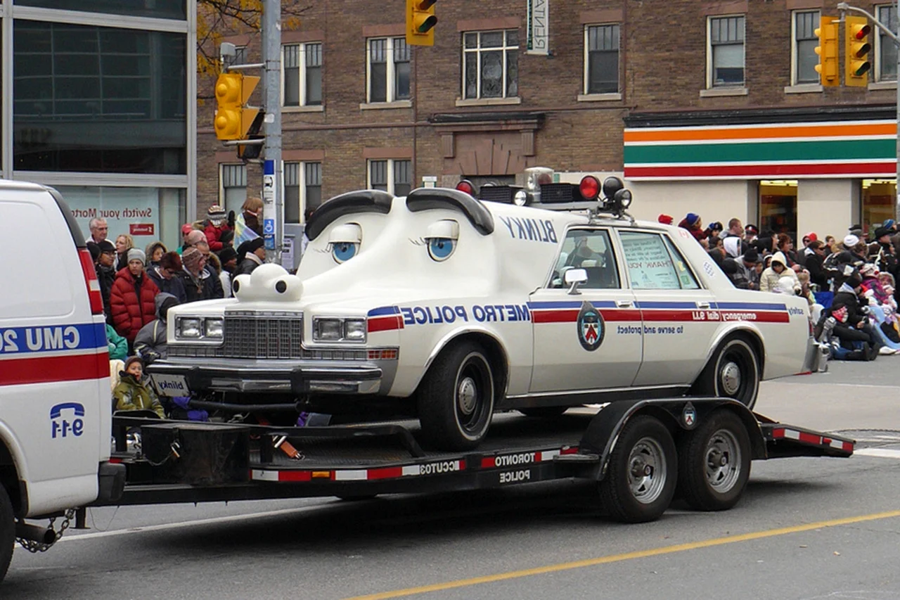 Необычные машины полиции