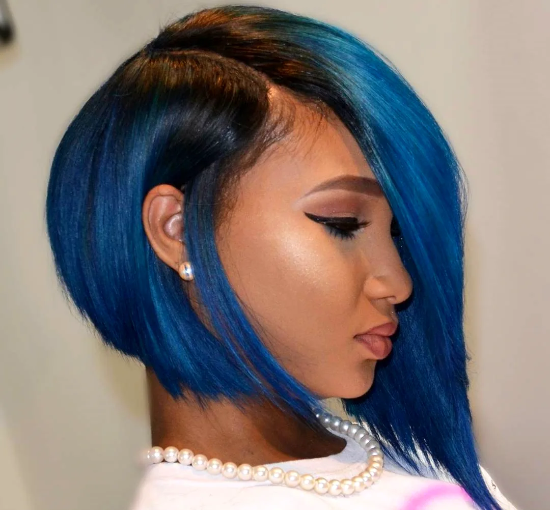 Окрашивание в синий цвет на короткие волосы