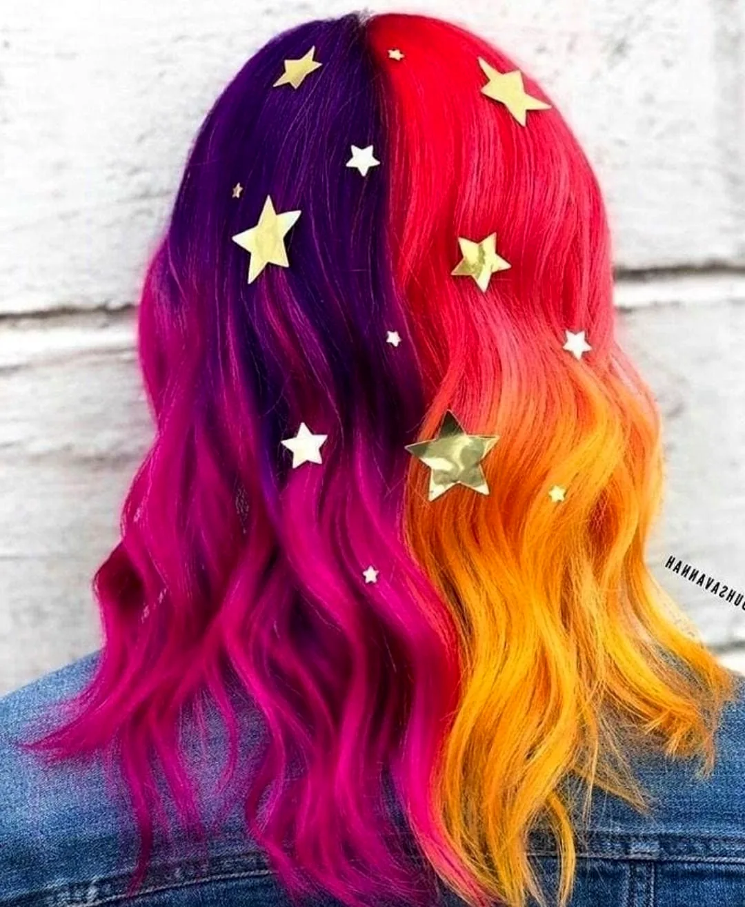 Окрашивание волос в яркие цвета